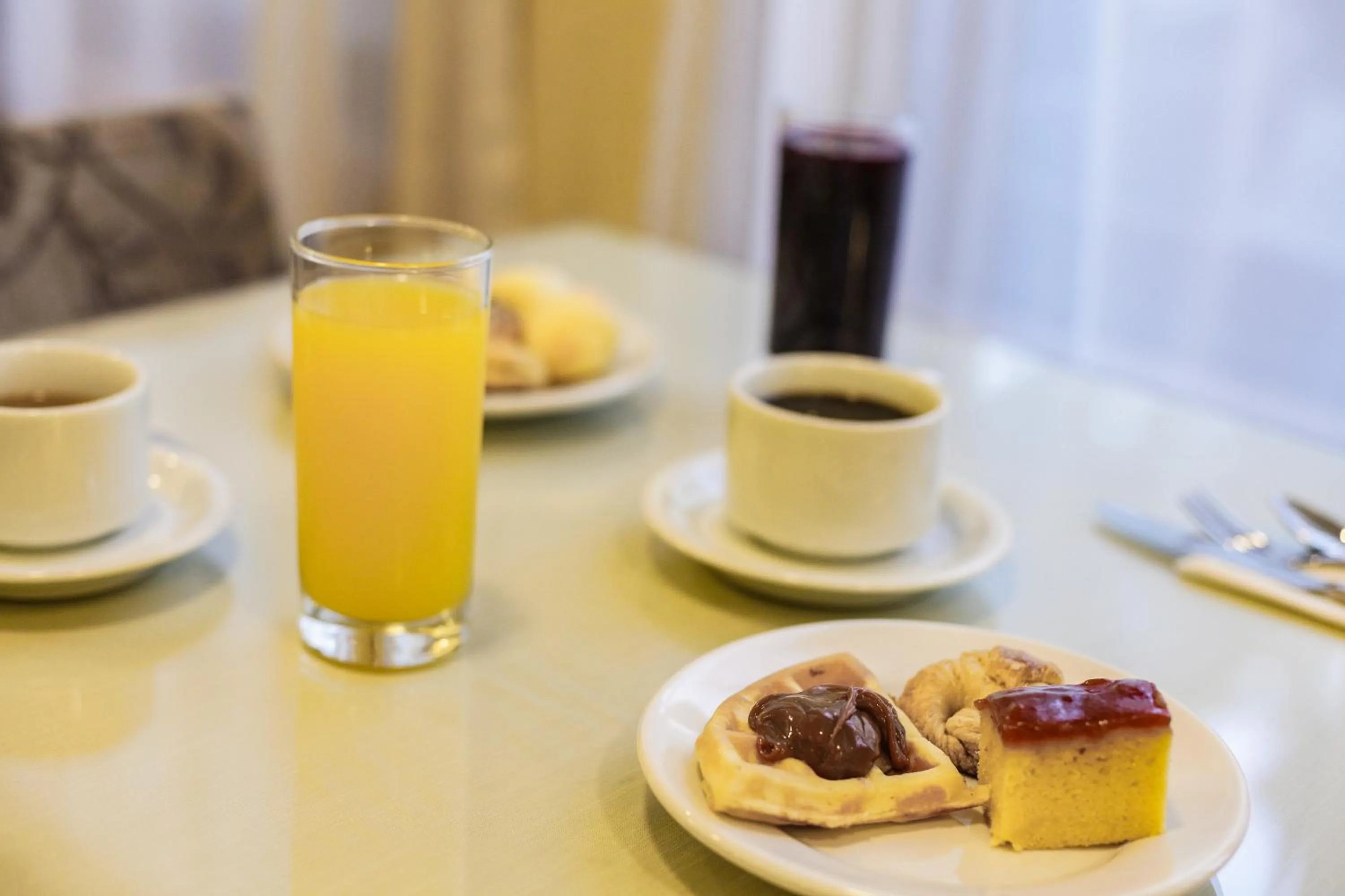 Breakfast in Pousada Das Papoulas