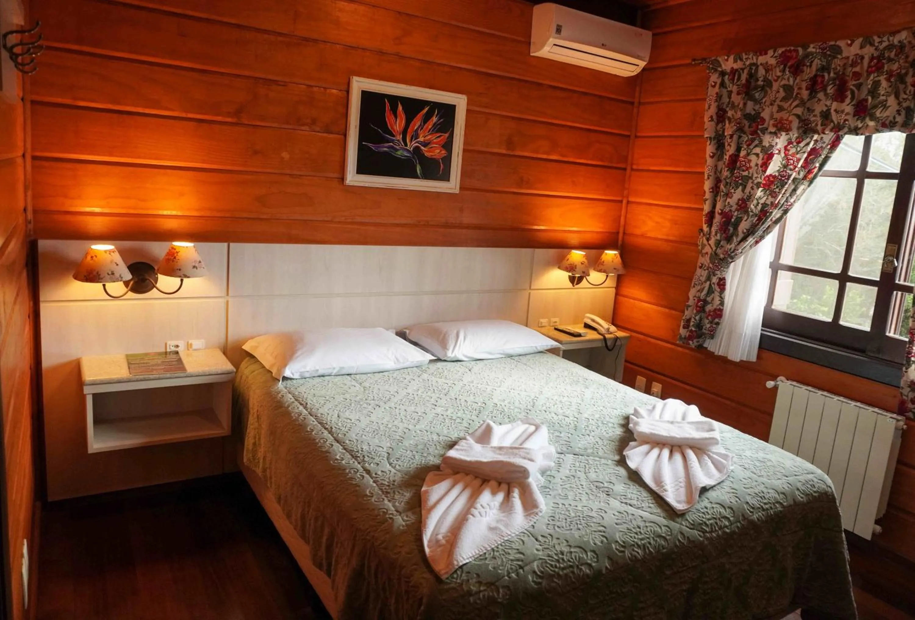 Bed in Pousada Das Papoulas