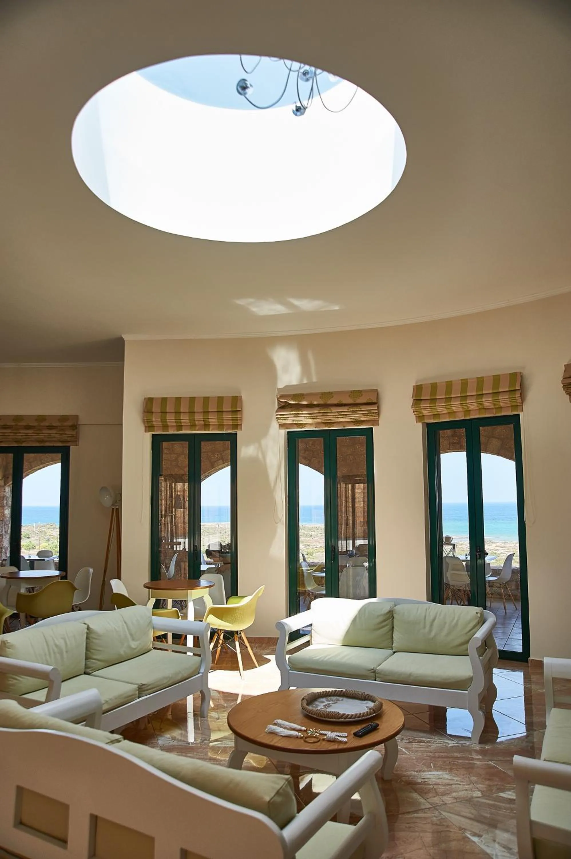 Communal lounge/ TV room in Element Hotel