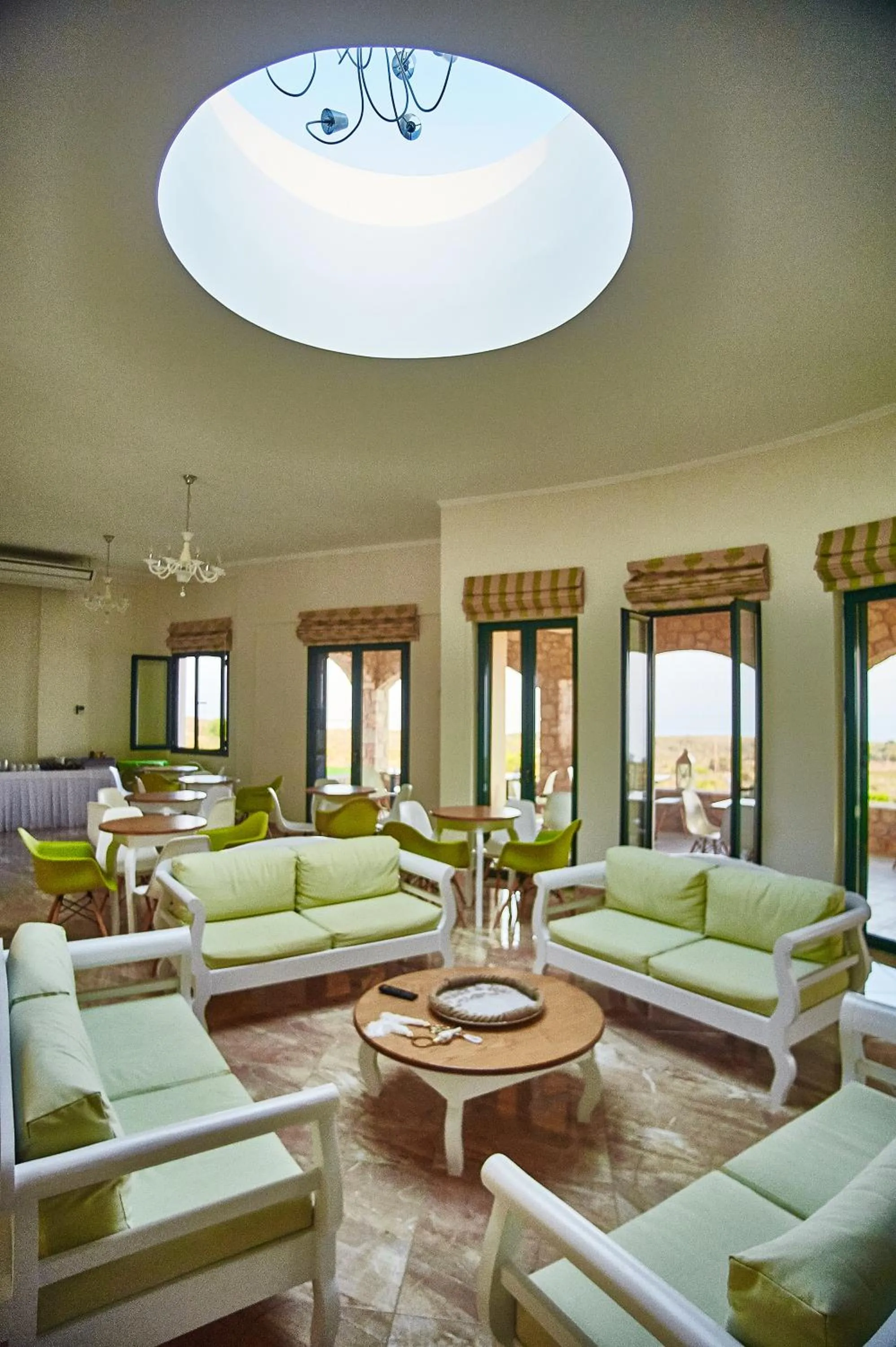 Communal lounge/ TV room in Element Hotel