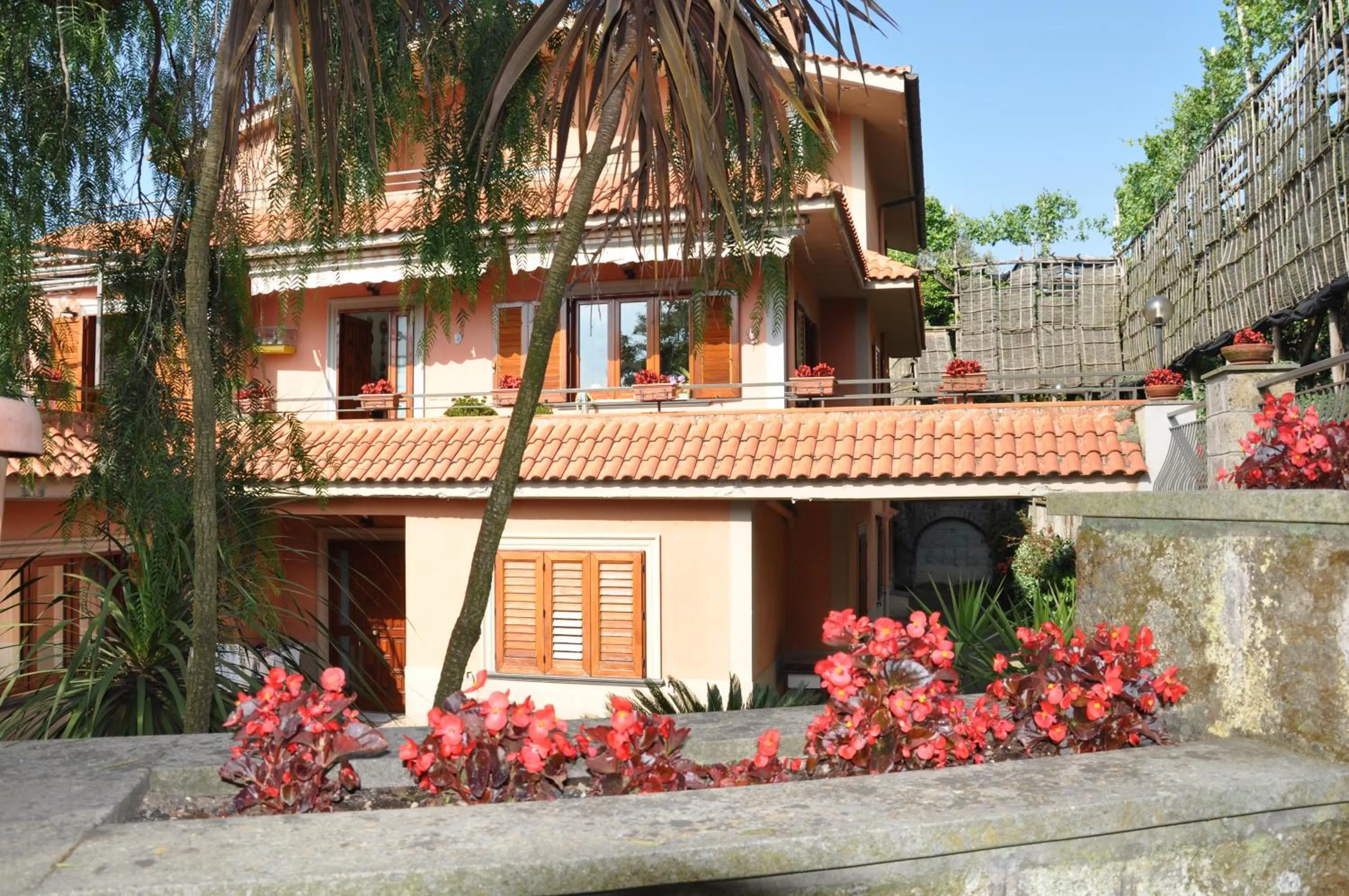 Facade/entrance in Bed and Lemons