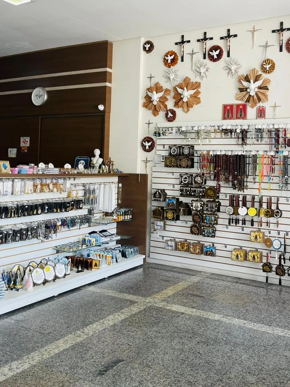 On-site shops in Hotel Maria da Fé