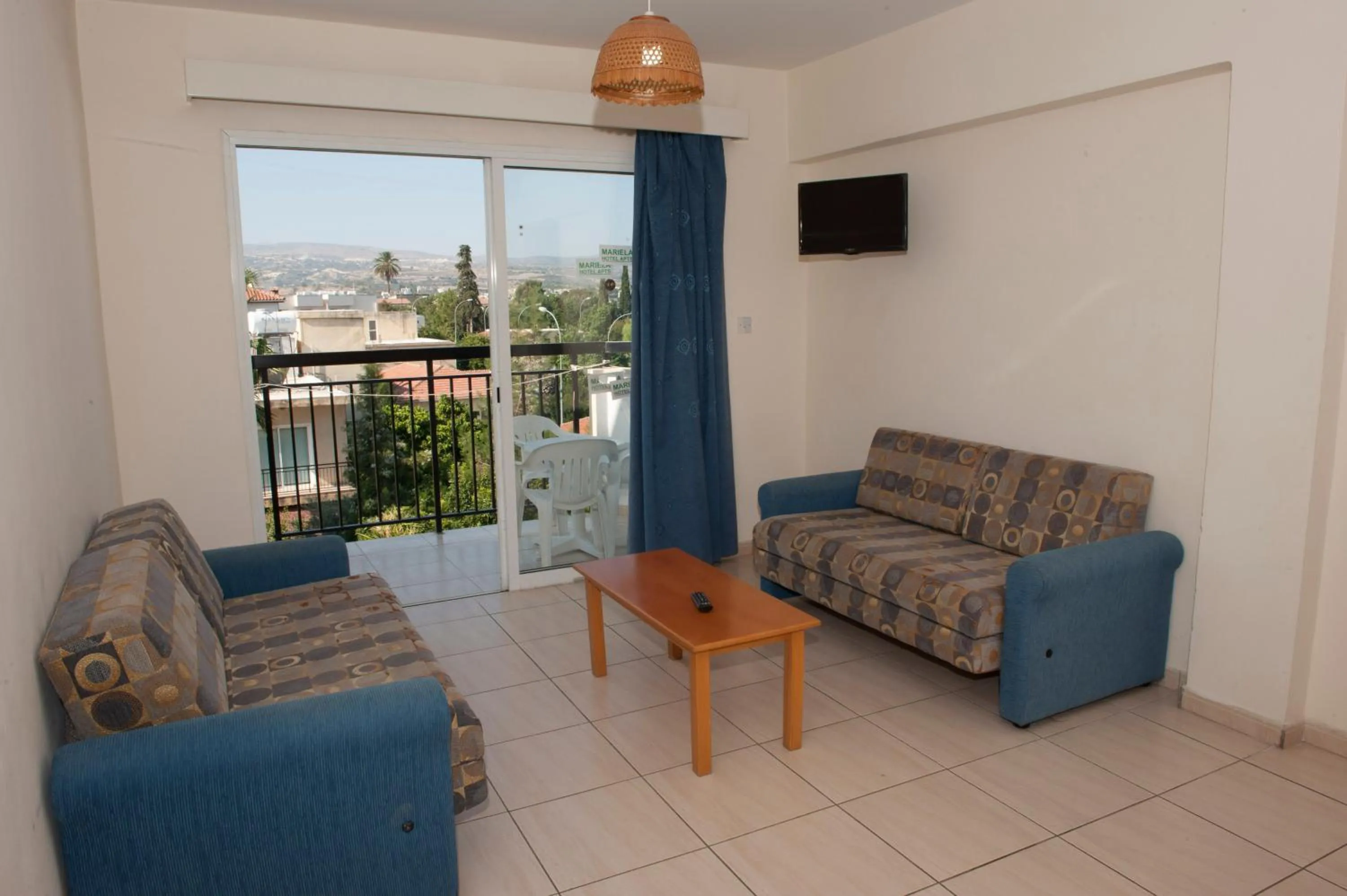 Living room in Mariela Hotel Apartments