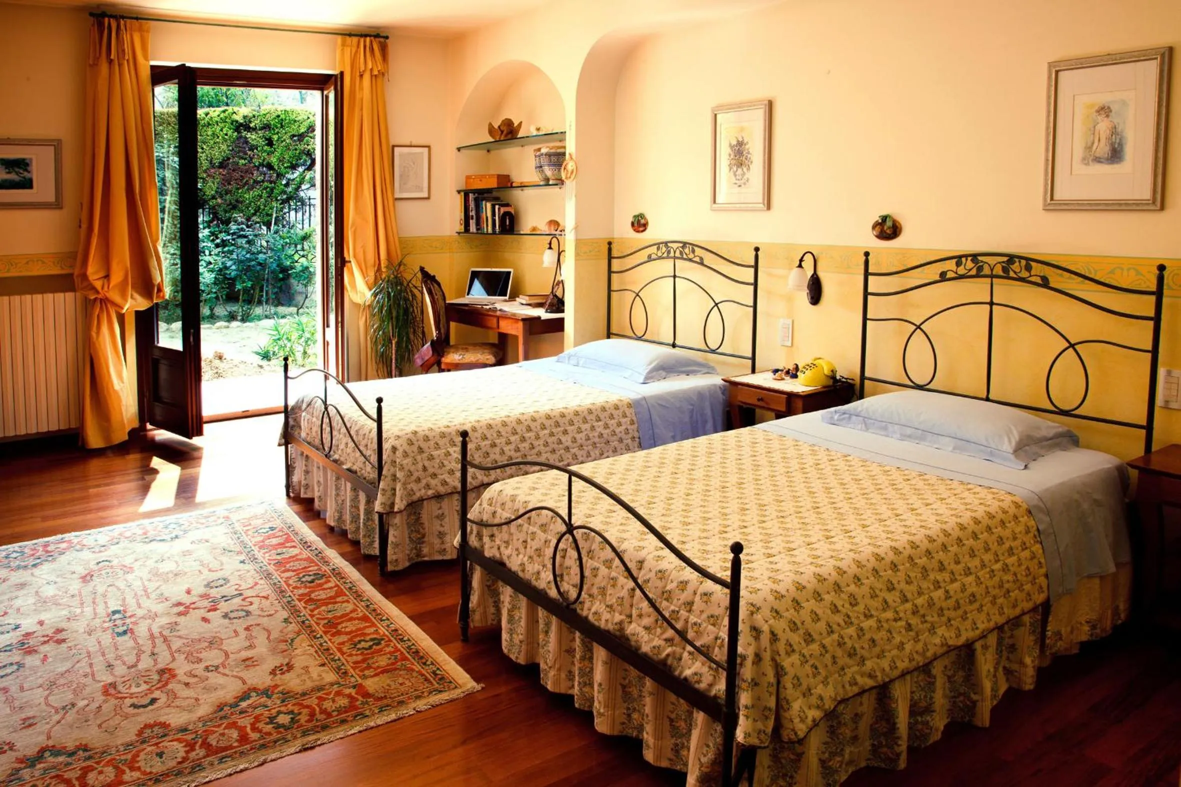 Photo of the whole room, Bed in Ai Quattro Ulivi B&B