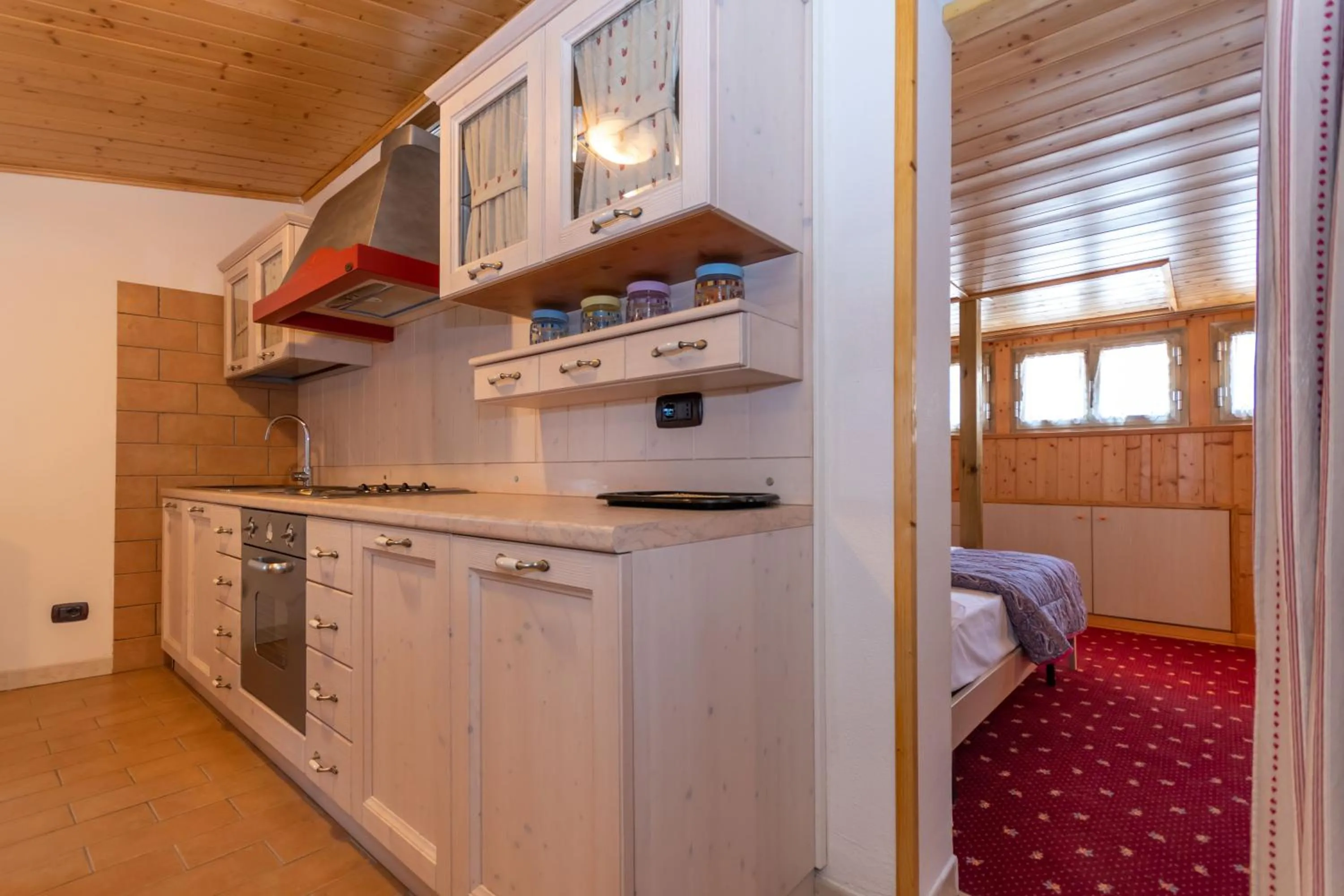 Kitchen or kitchenette in Villa Simona