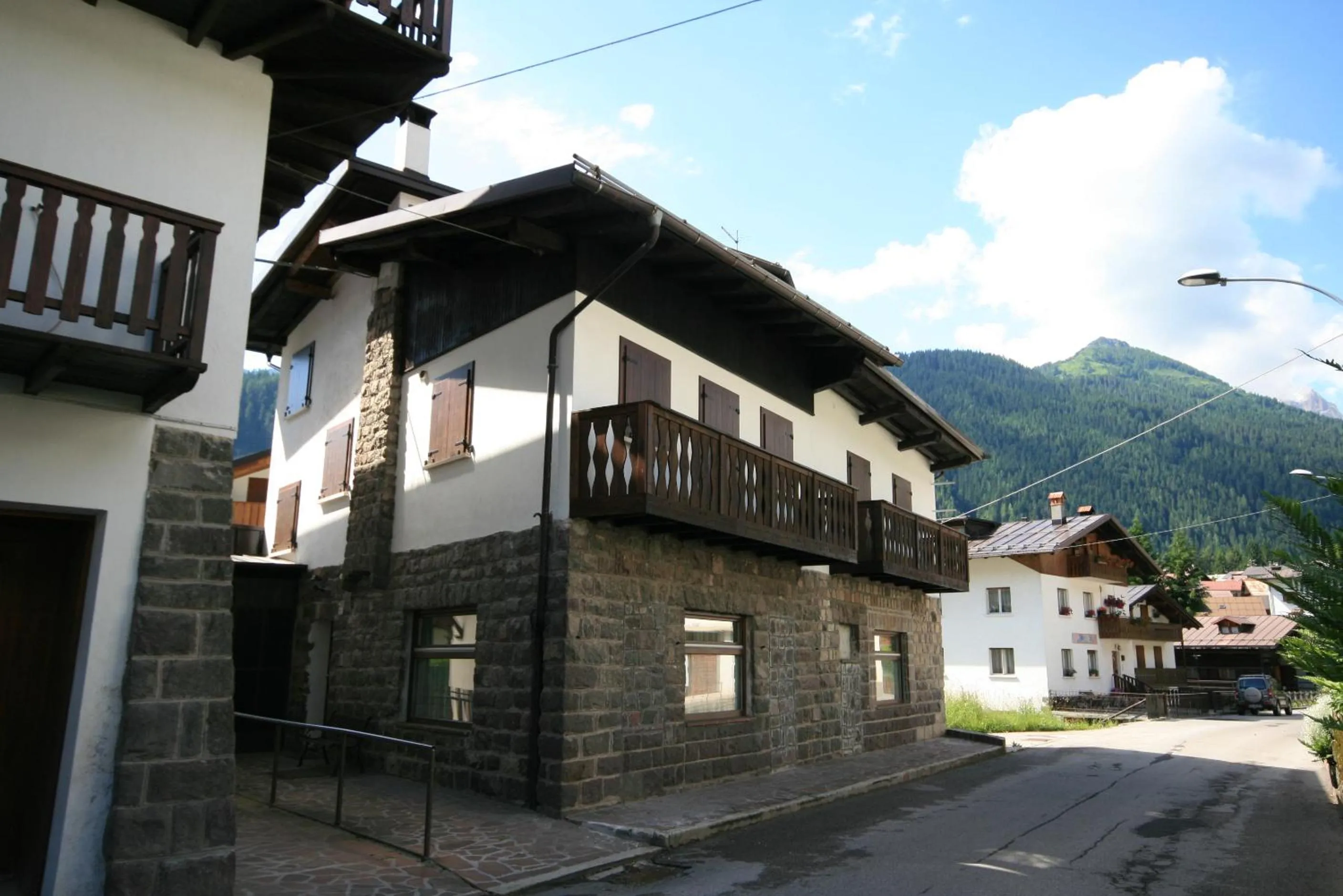 Facade/entrance in Villa Simona