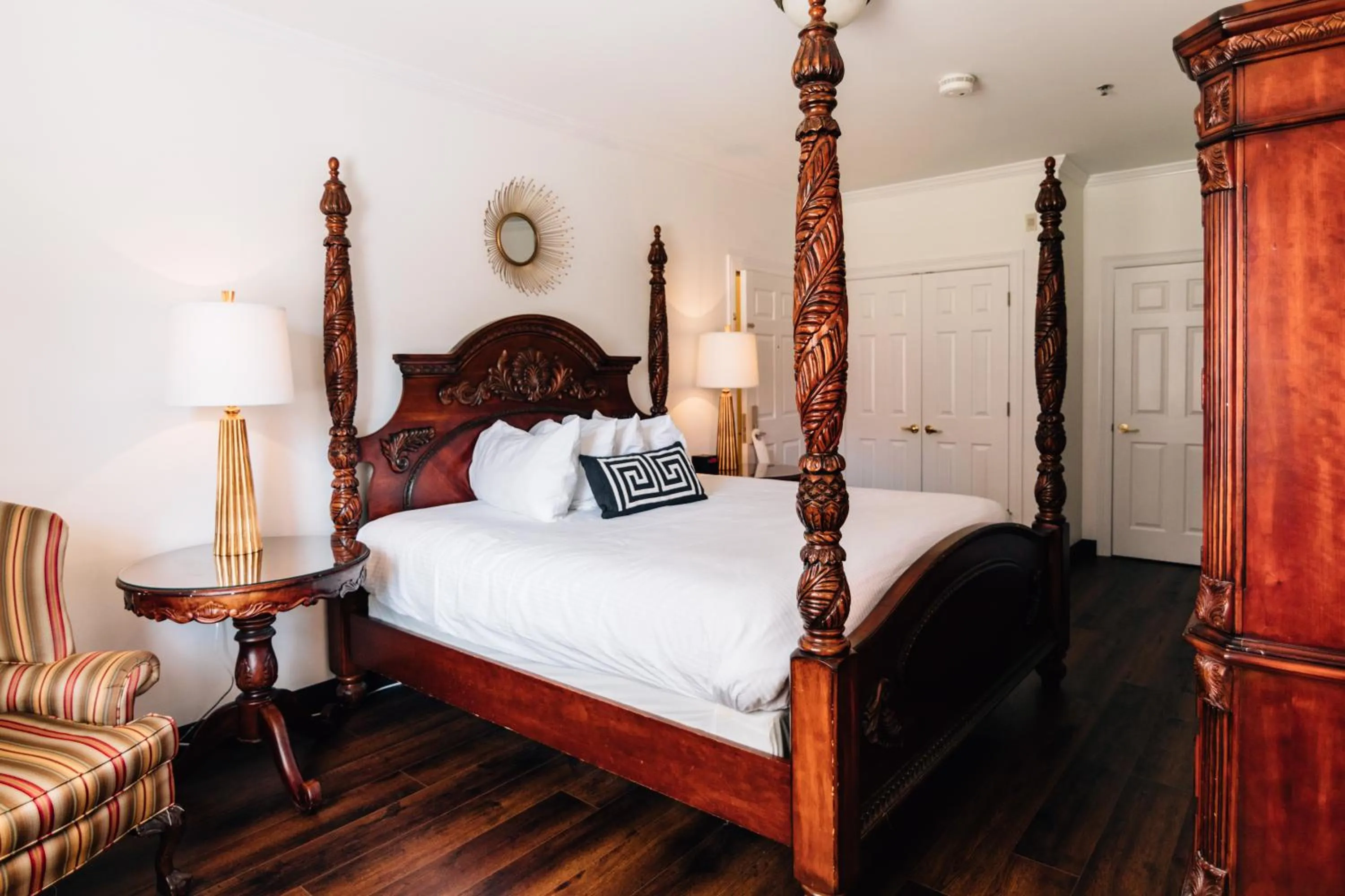 Bed in Church Street Inn