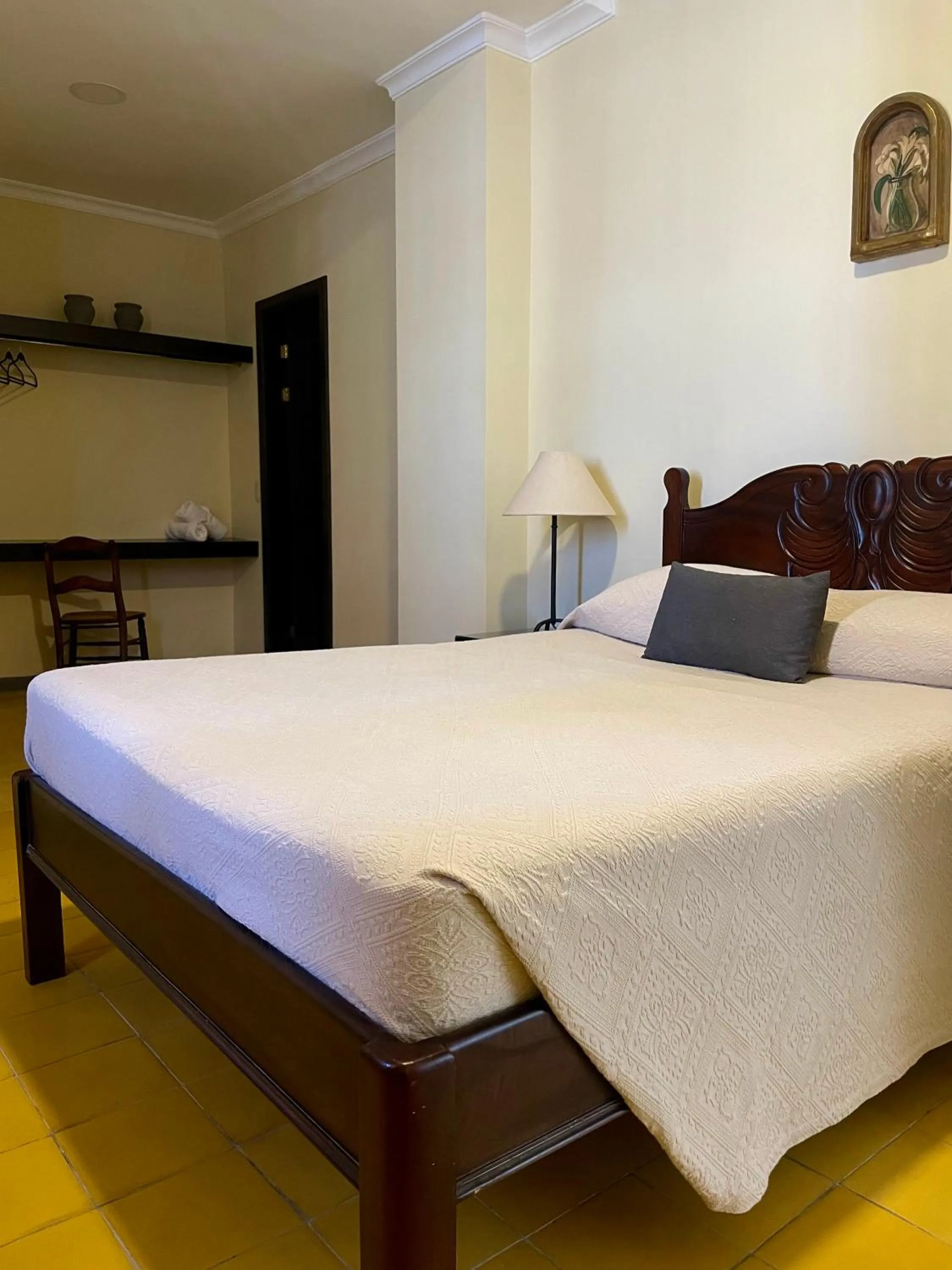 Bedroom, Bed in Hotel 1915 INN & SUITES