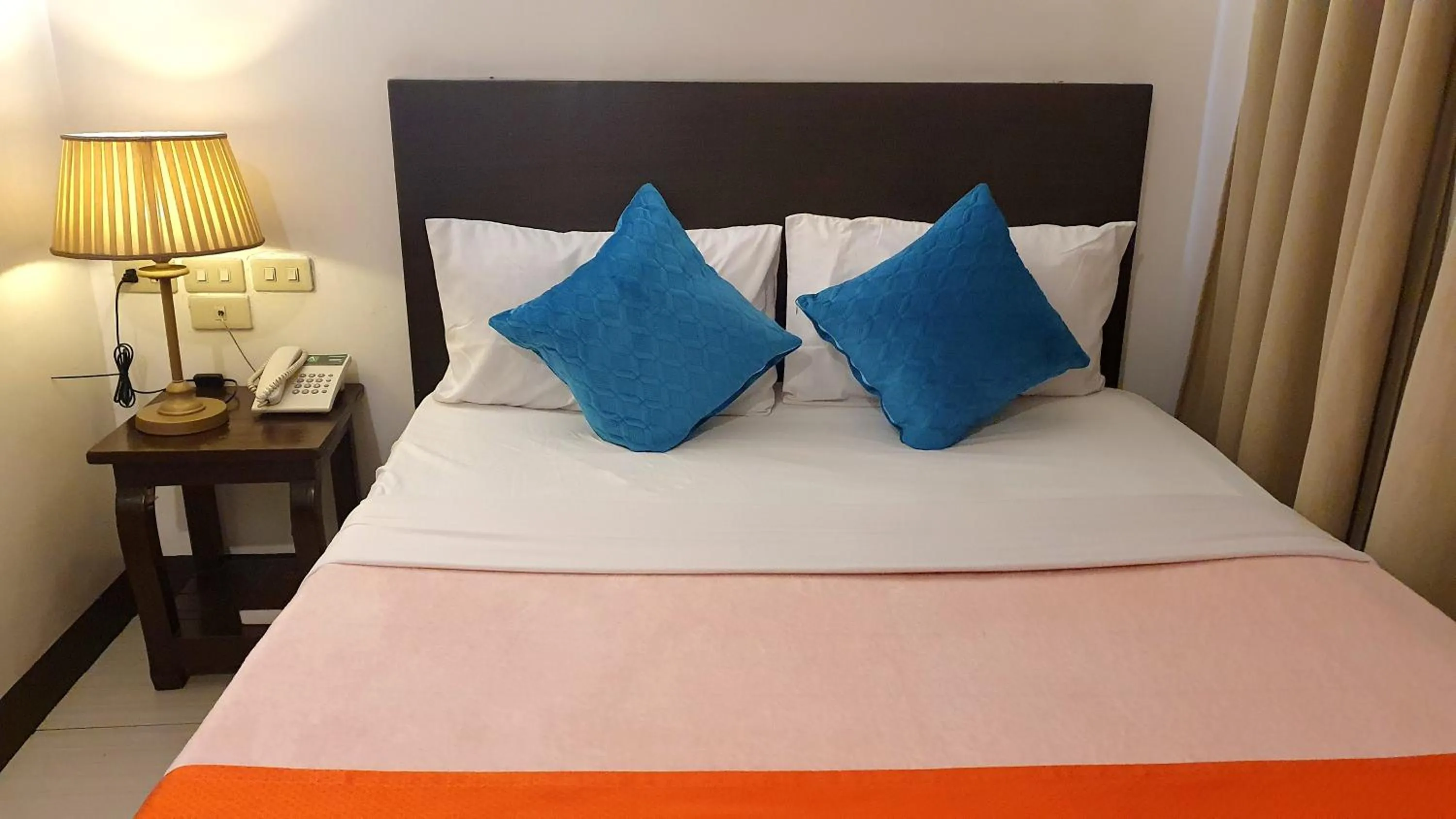 Bedroom, Bed in A Hotel Baguio