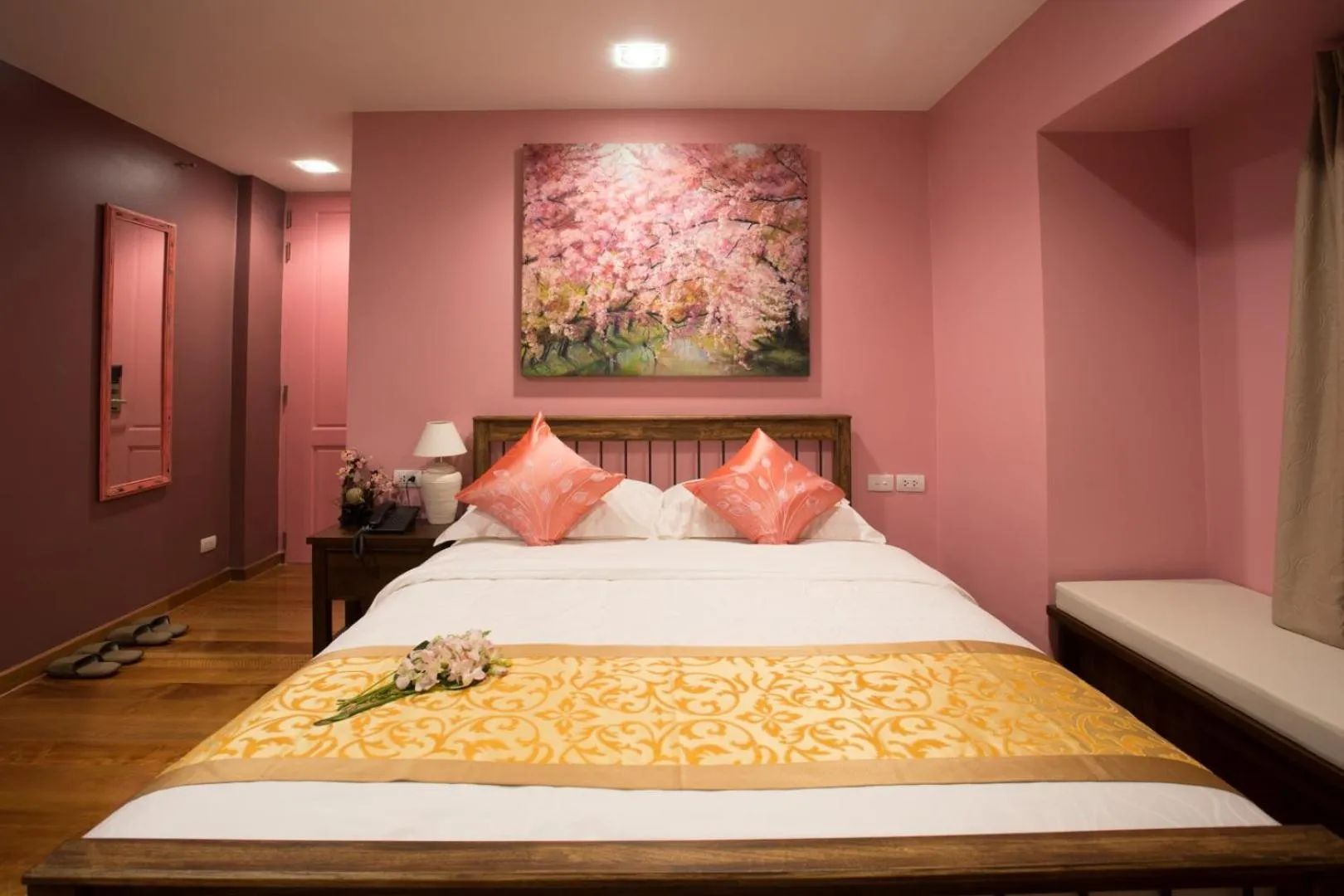 Decorative detail, Bed in Nine Design Place