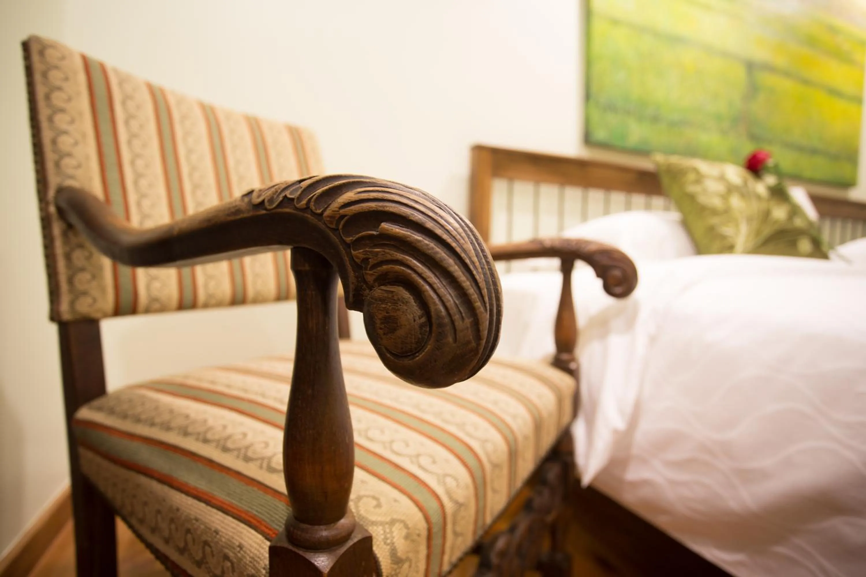 Decorative detail, Bed in Nine Design Place