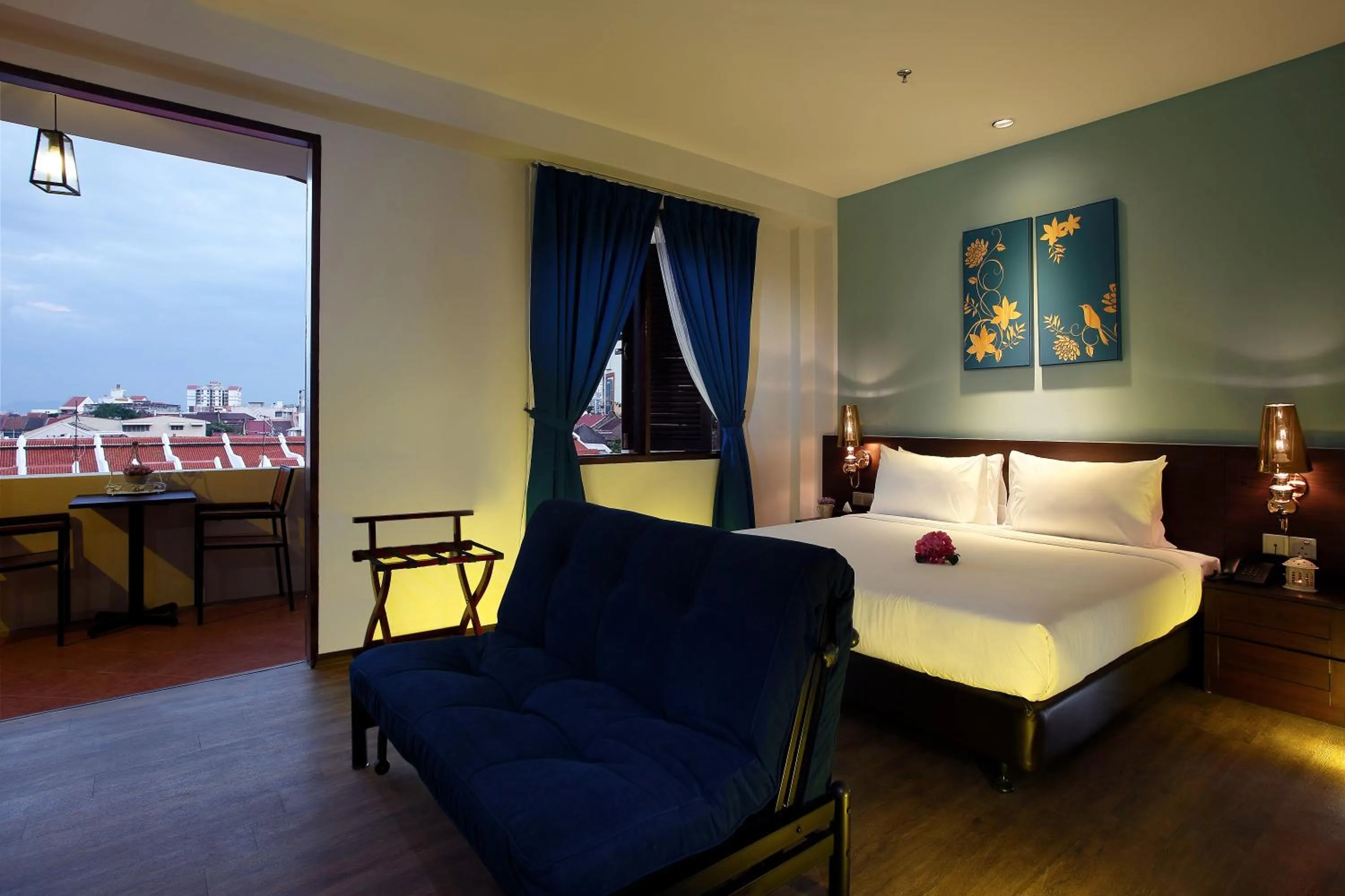 Bedroom, Bed in Kimberley Hotel Georgetown