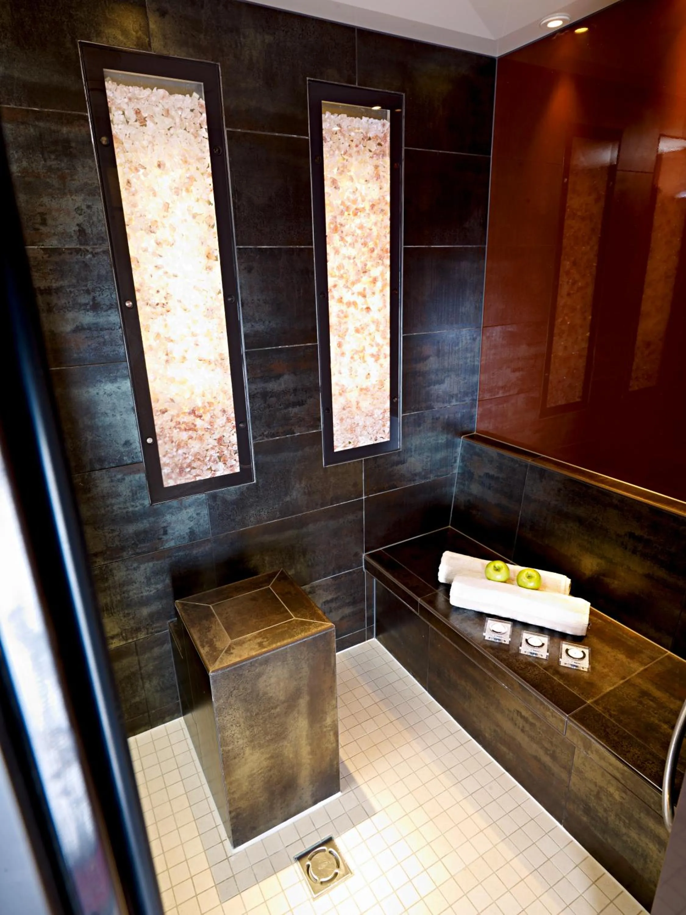 Steam room in Apart Montanara