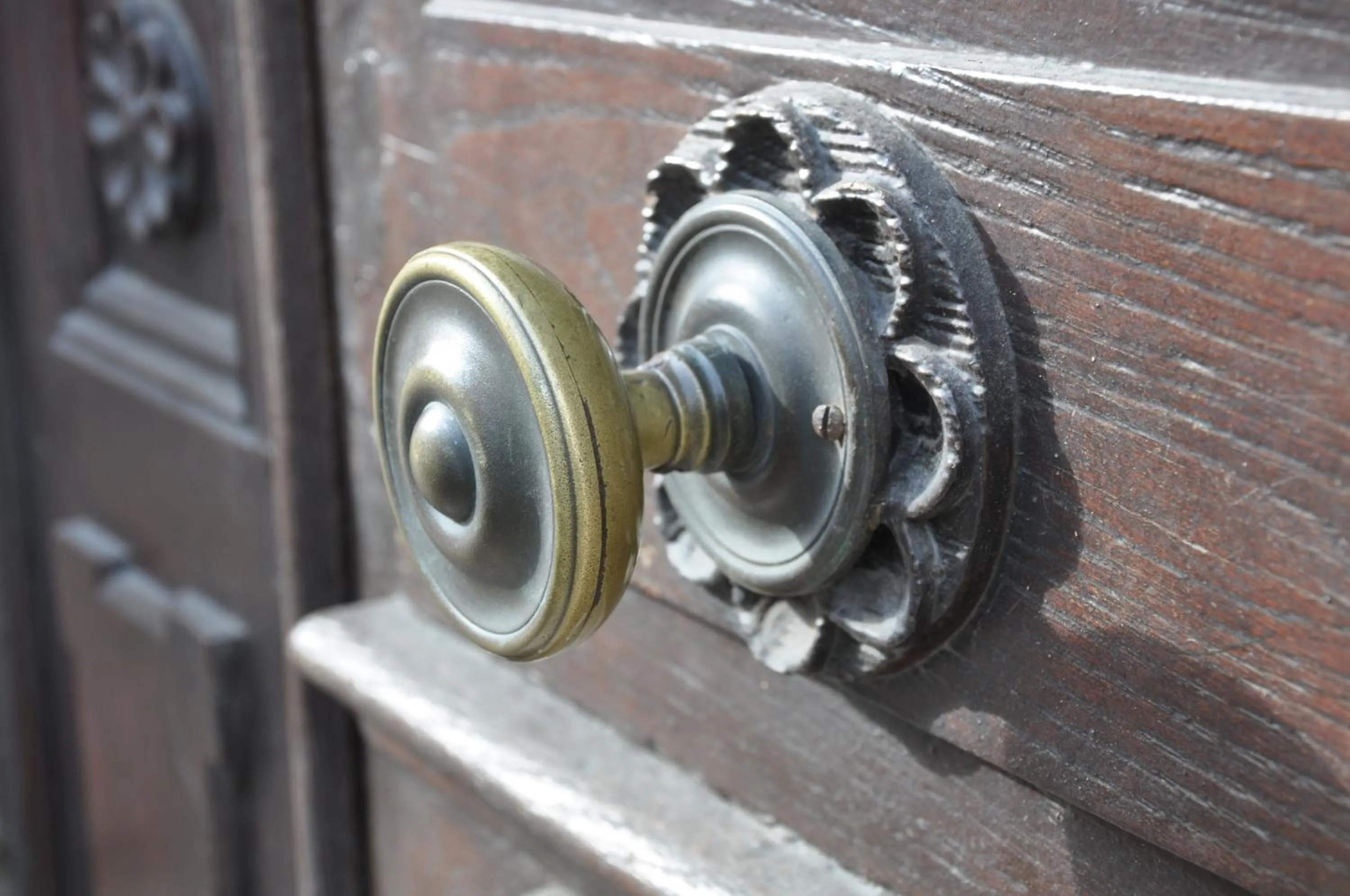 Facade/entrance in Les Charmilles