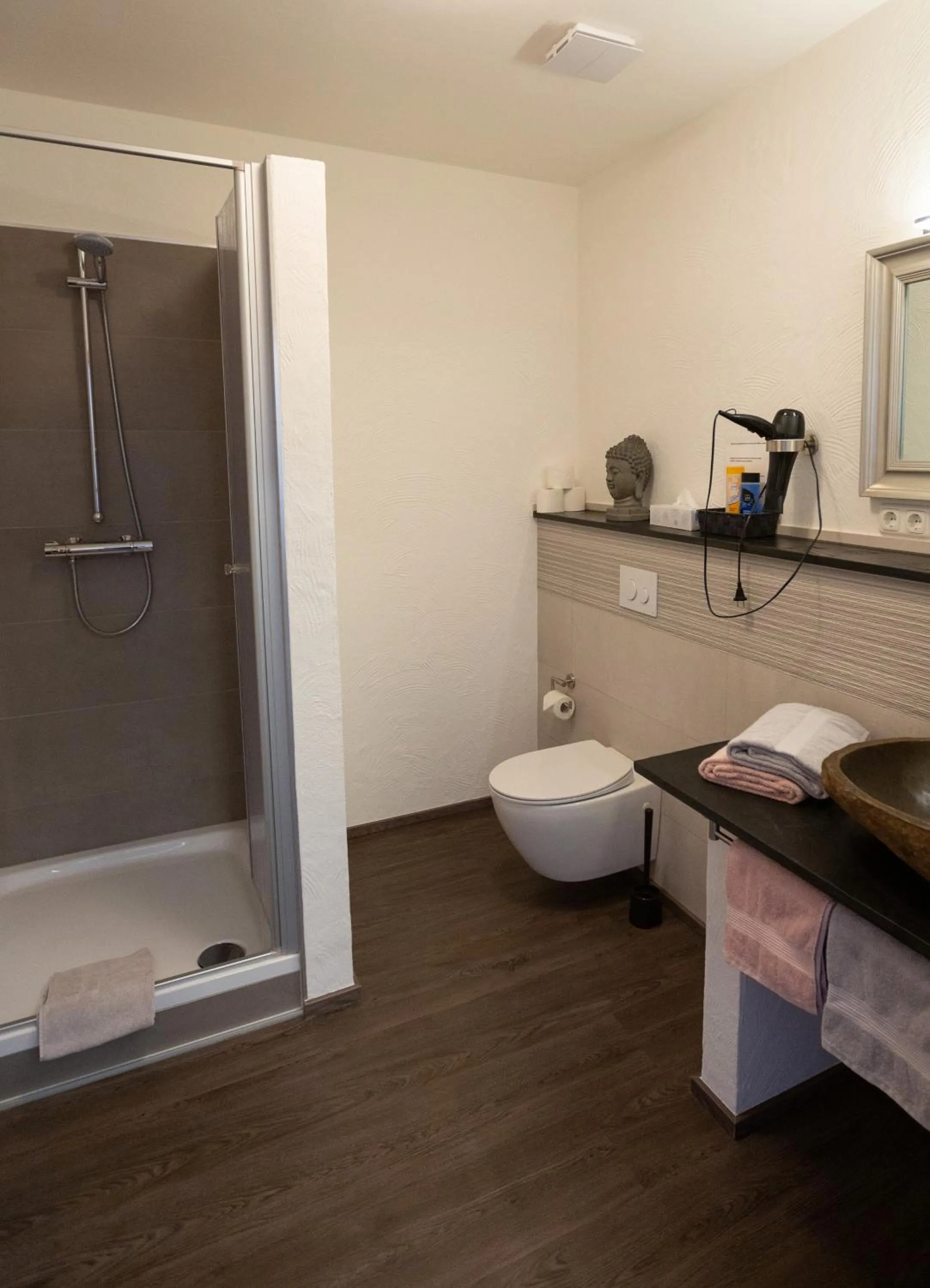 Bathroom in Der Weinladen
