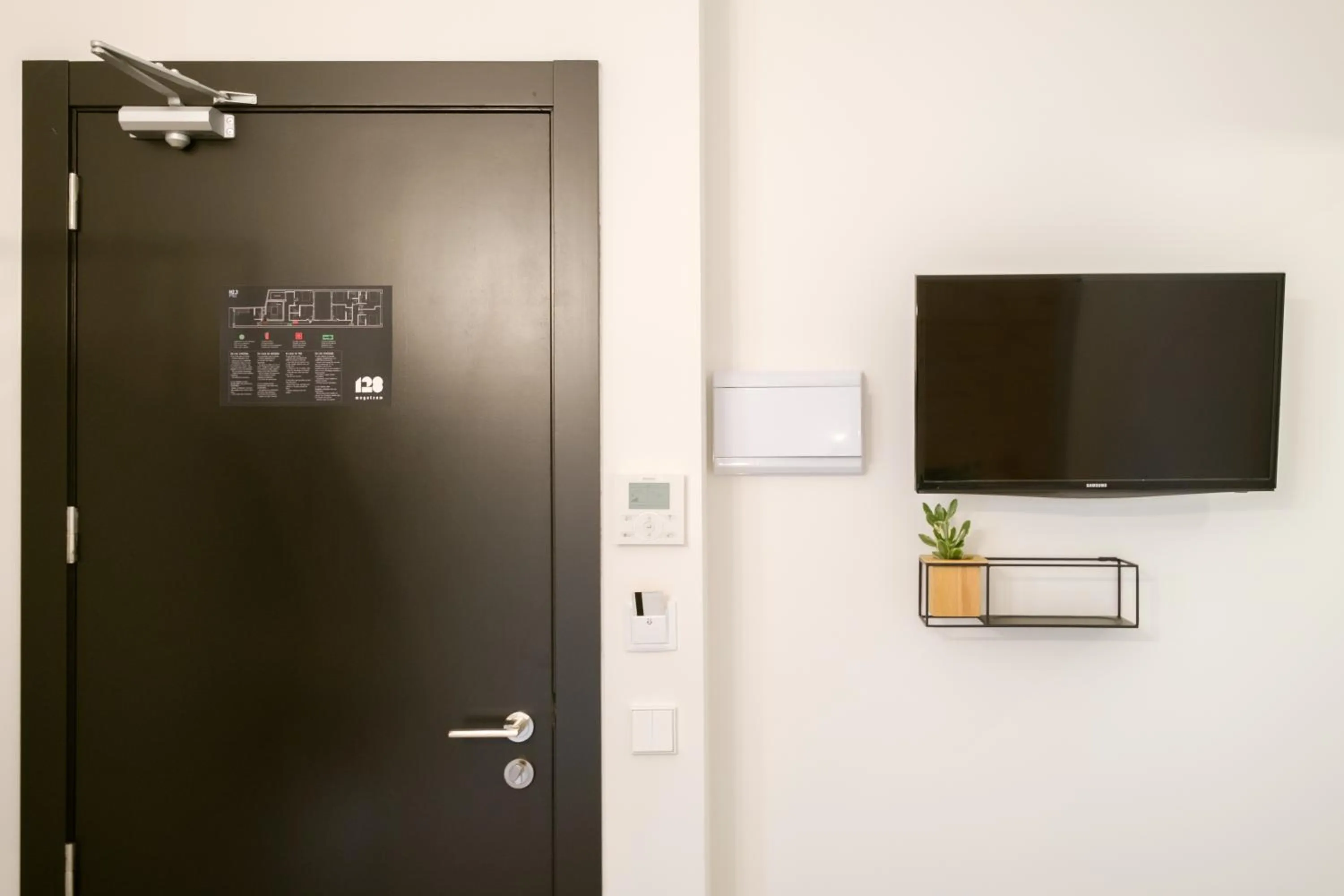 TV and multimedia in Magatzem 128