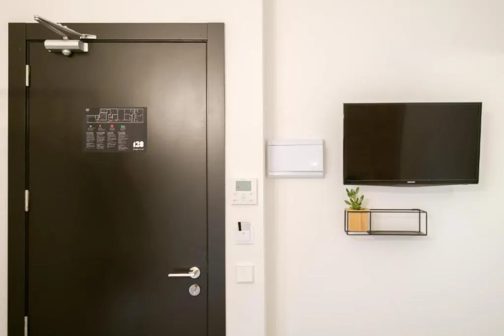 TV and multimedia in Magatzem 128