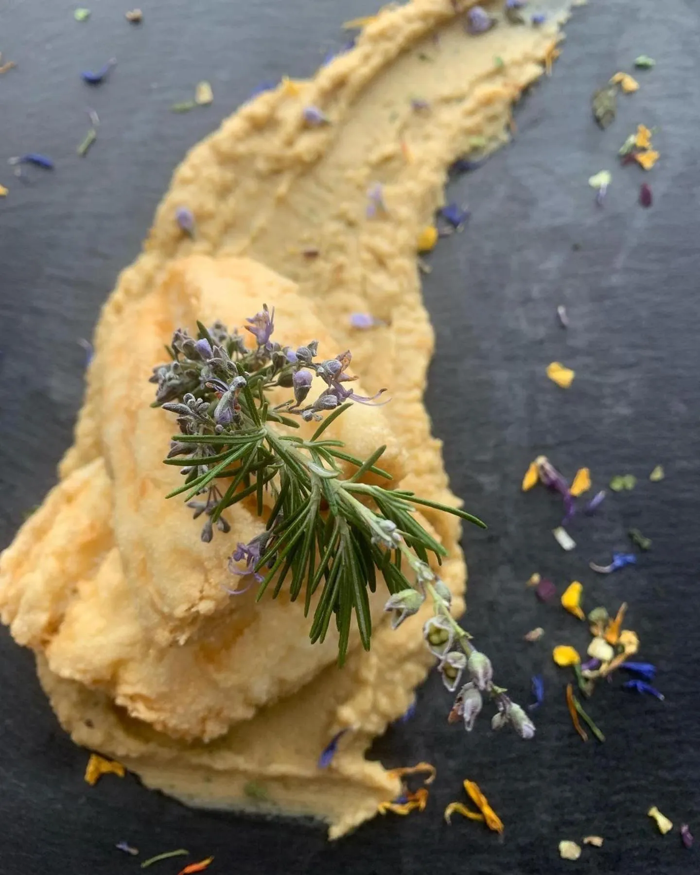 Food and drinks in Hotel Le Ghiaie