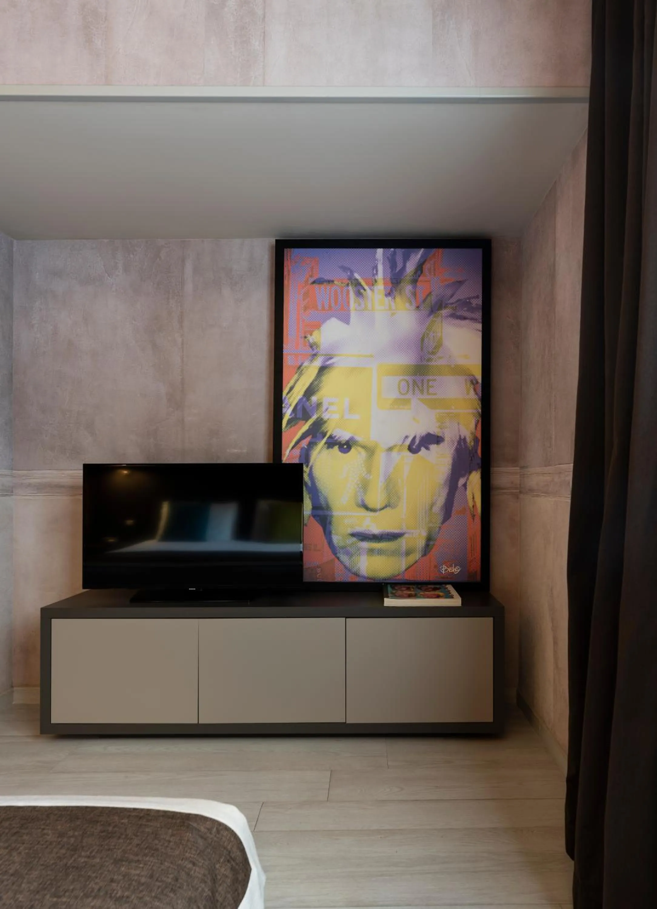 TV/Entertainment Center in Fifty House