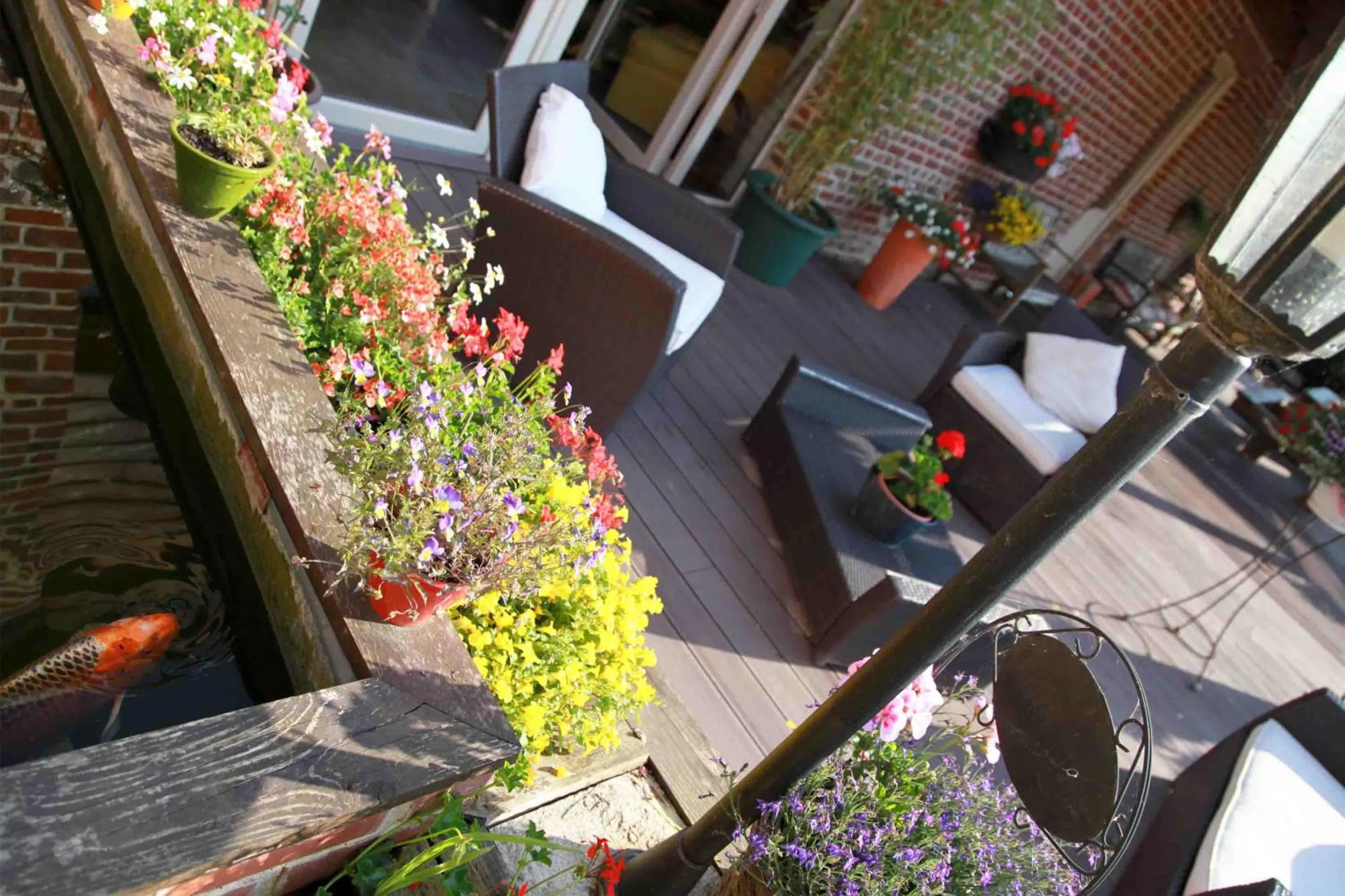 Property building in Chambres Du Marais