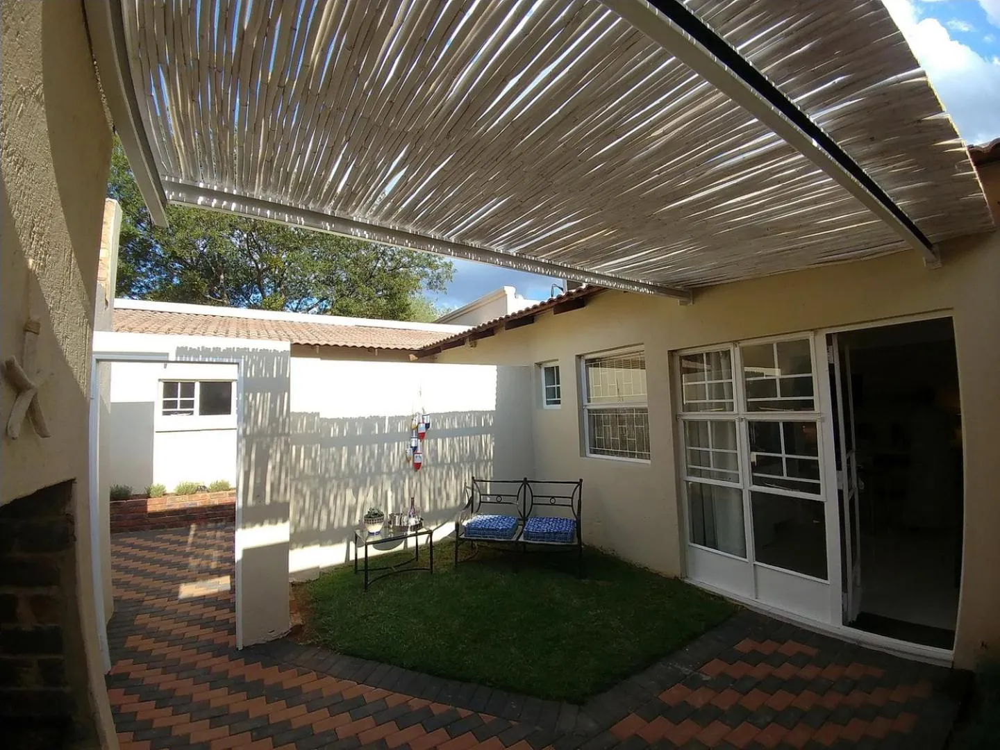 Patio in Andante Lodge