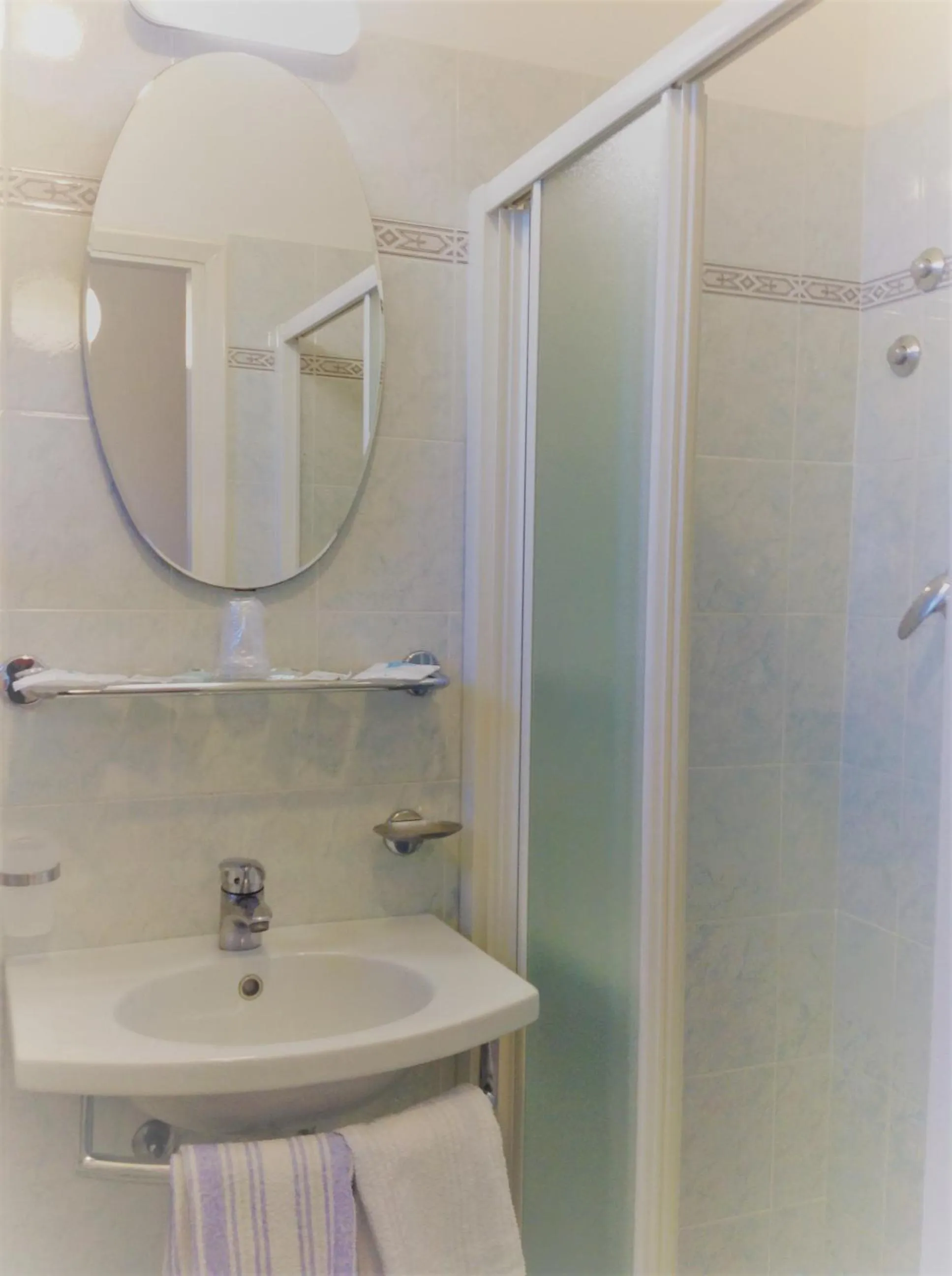 Bathroom in Hotel Parini