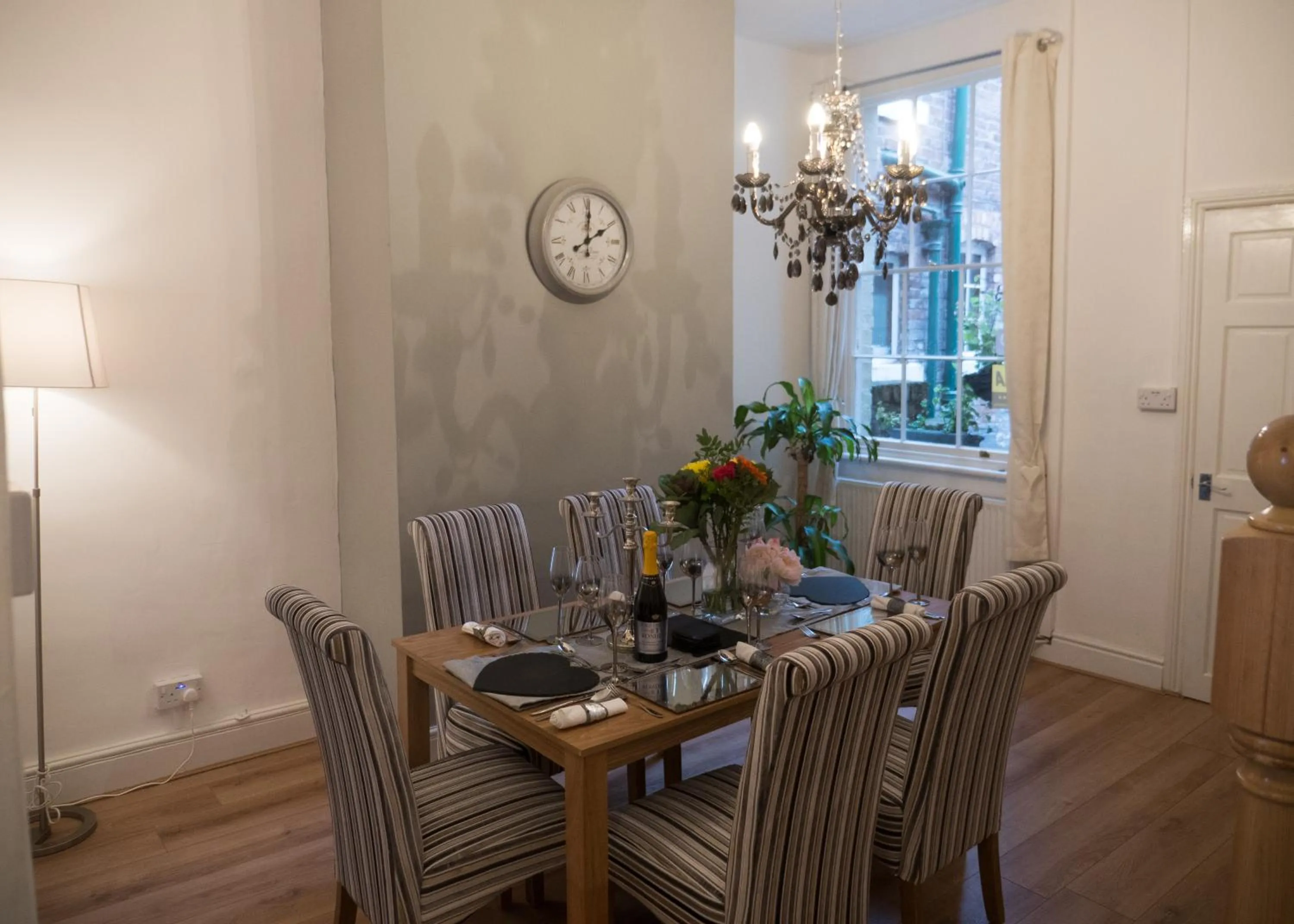 Dining area in Rondeva