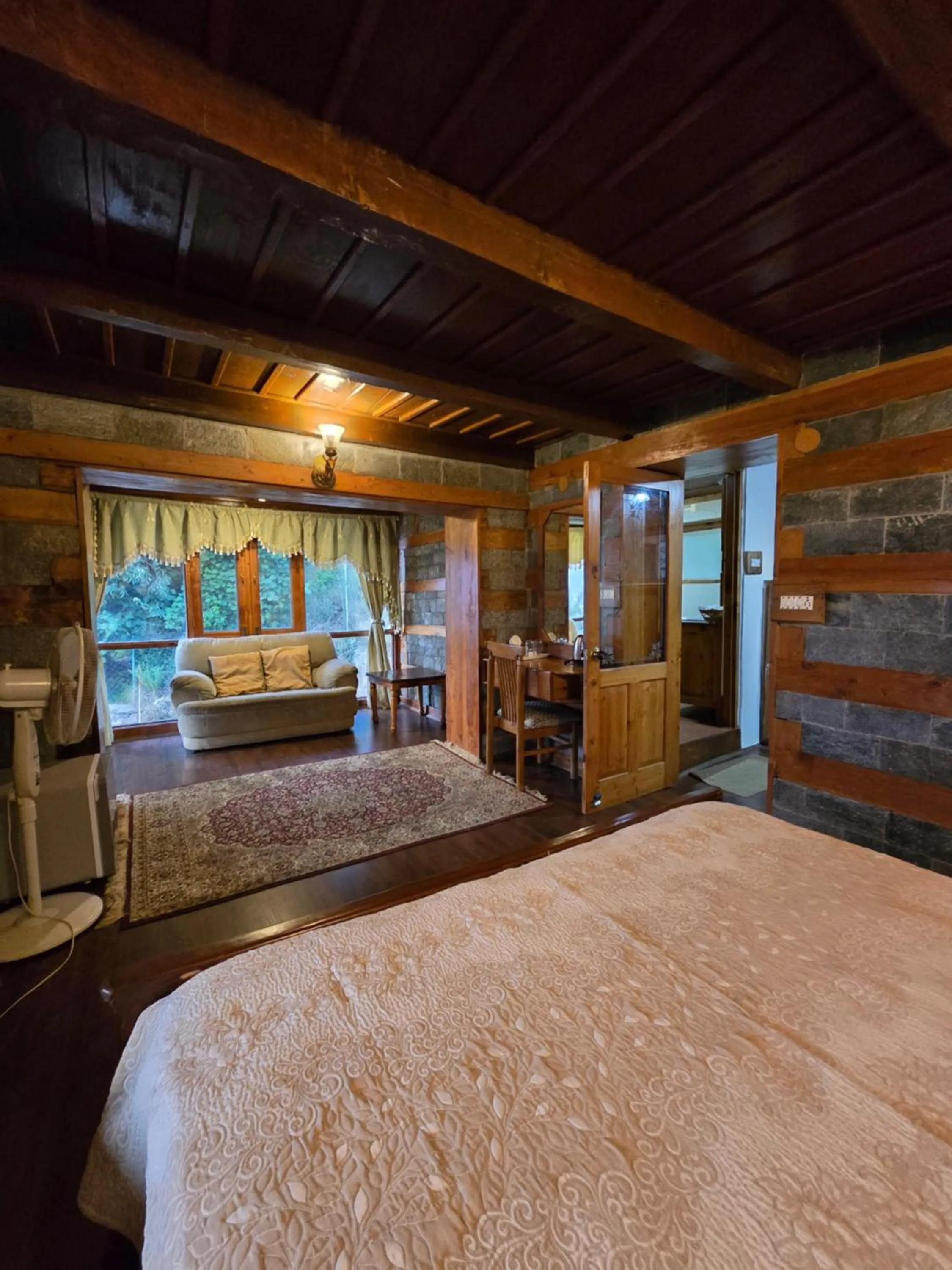 Bed in Himalyan Kothi Kais