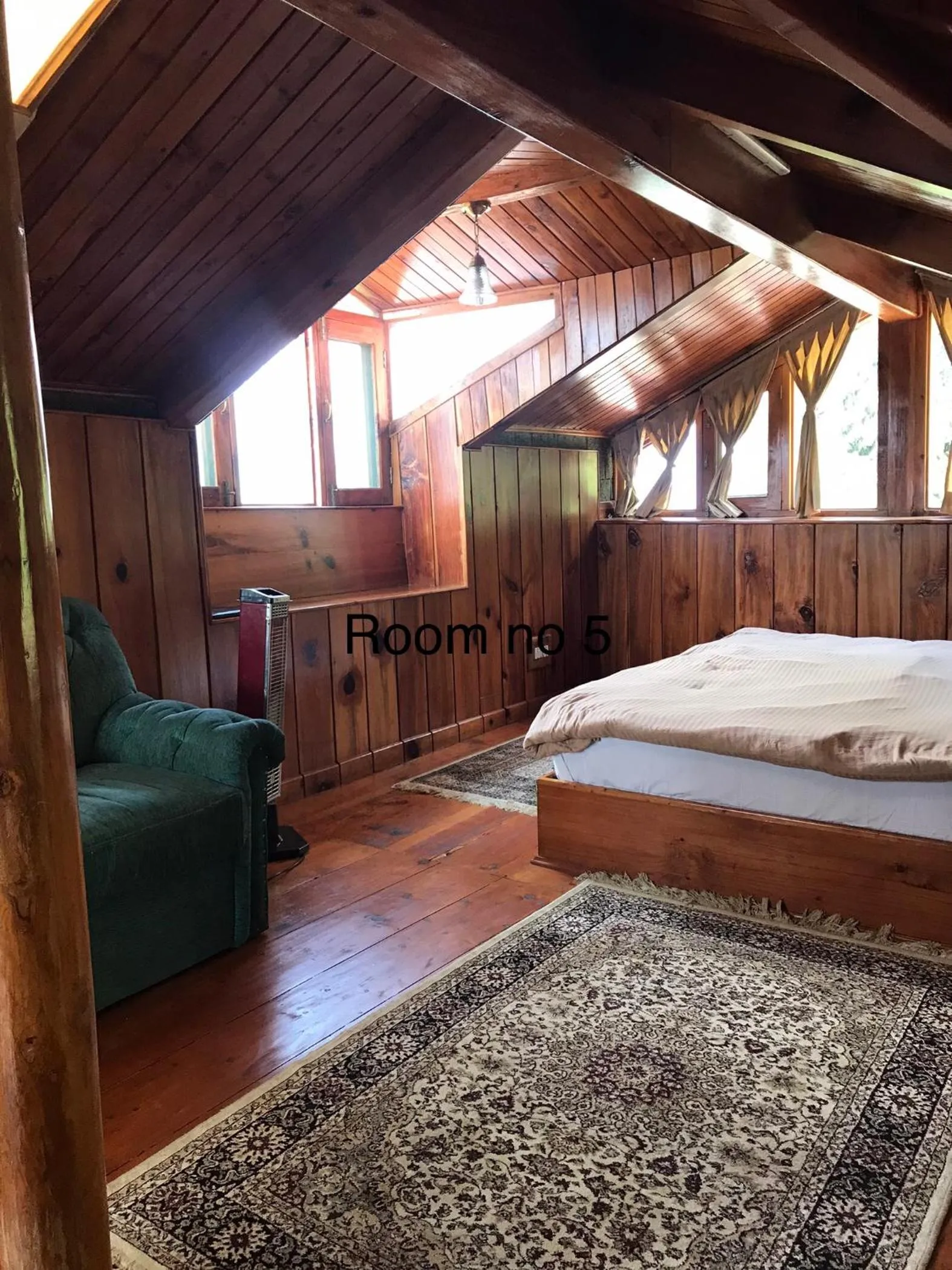 Bed in Himalyan Kothi Kais