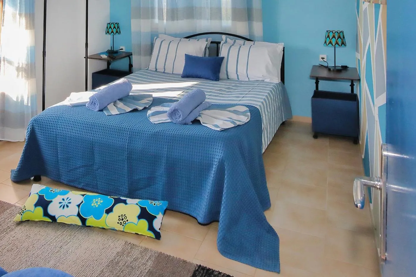 Photo of the whole room, Bed in Maras Marinas Home