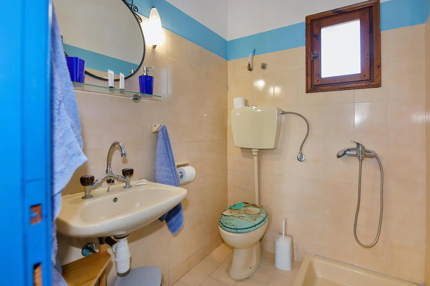 Bathroom in Maras Marinas Home