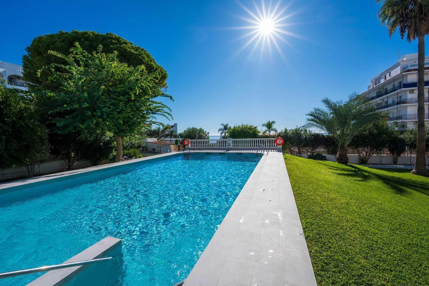 Swimming pool in Carabeo 45 Studios Casasol