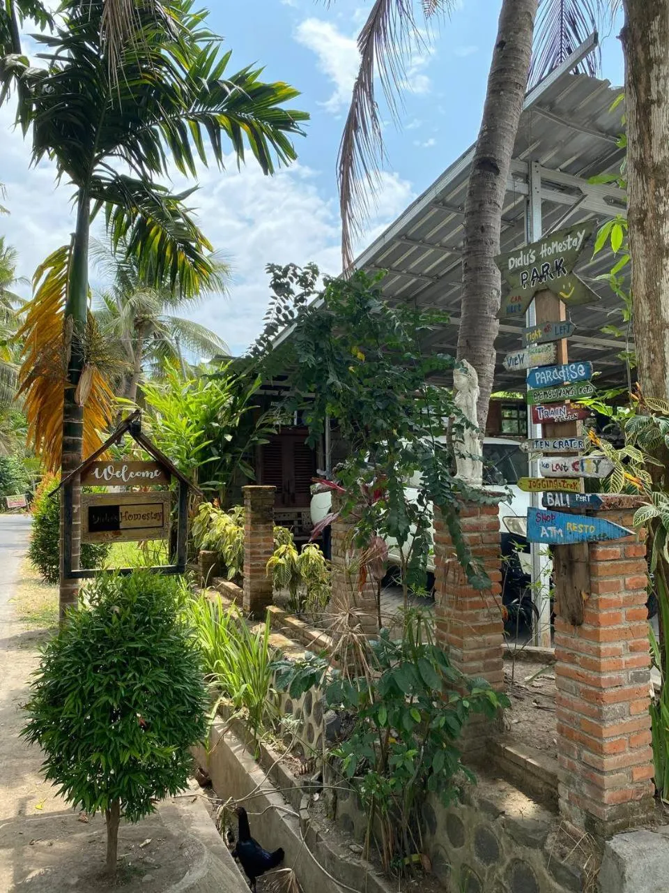 Property building in Didu's Homestay Bed & Breakfast