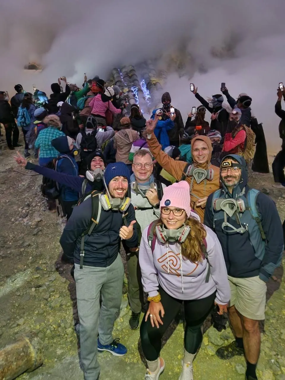 People in Didu's Homestay Bed & Breakfast