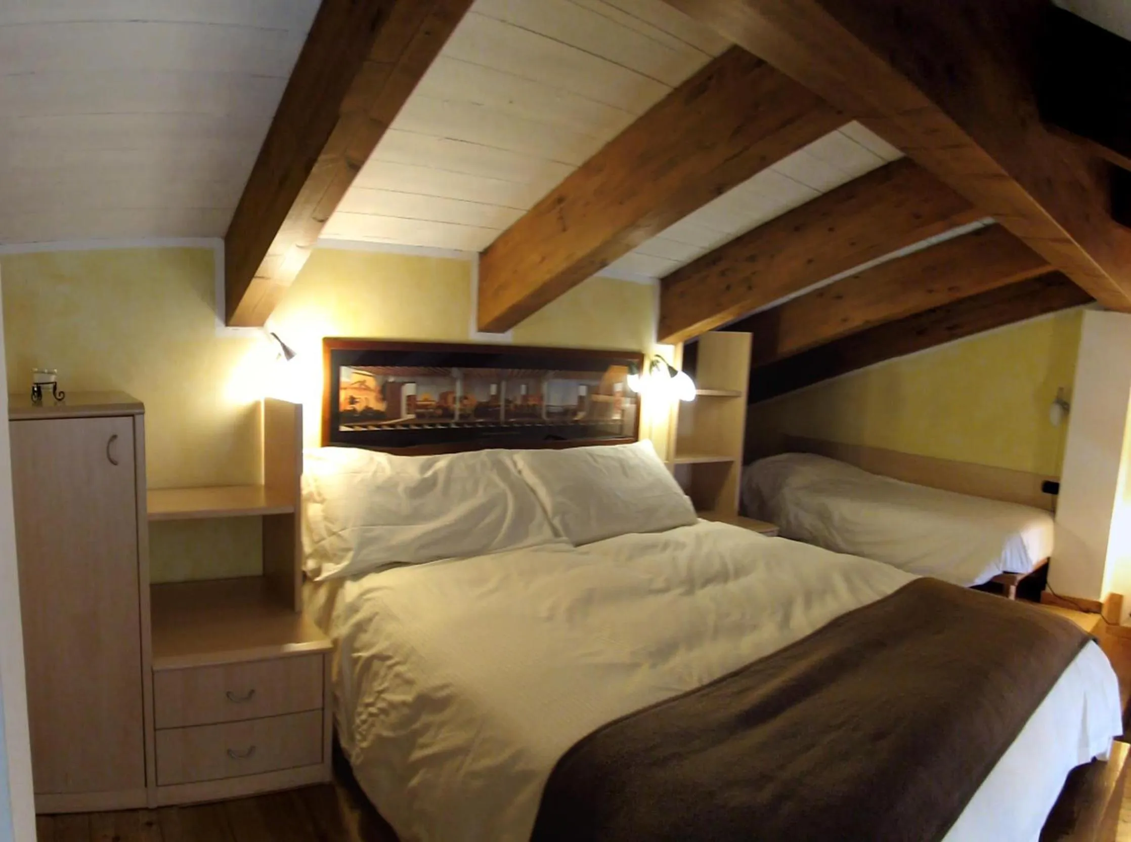 Bed in La Baita D'Oro Ristorante Residence