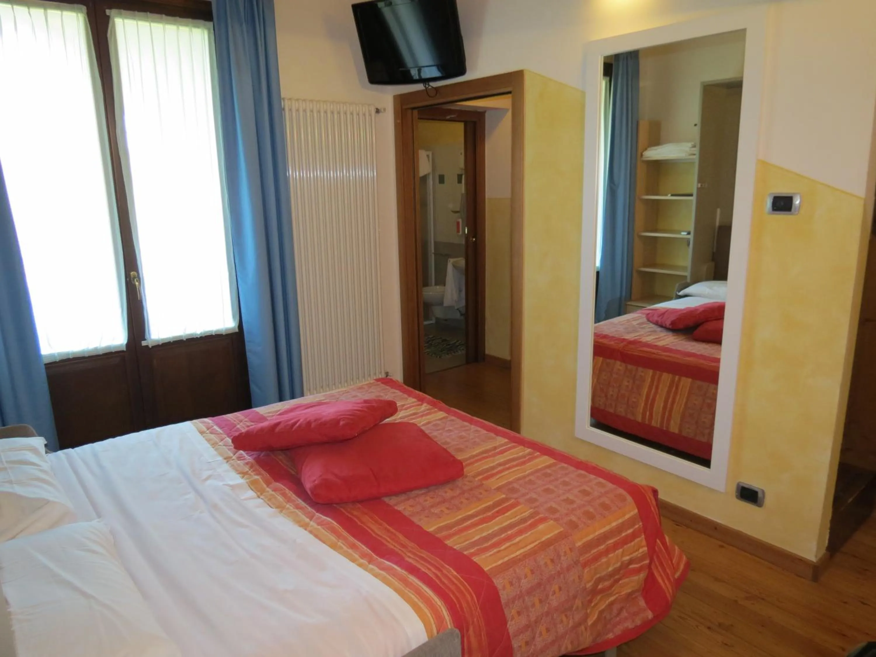 Bed in La Baita D'Oro Ristorante Residence