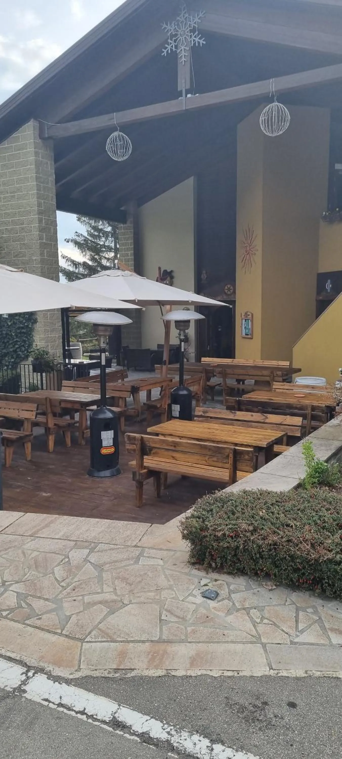 Restaurant/places to eat in La Baita D'Oro Ristorante Residence