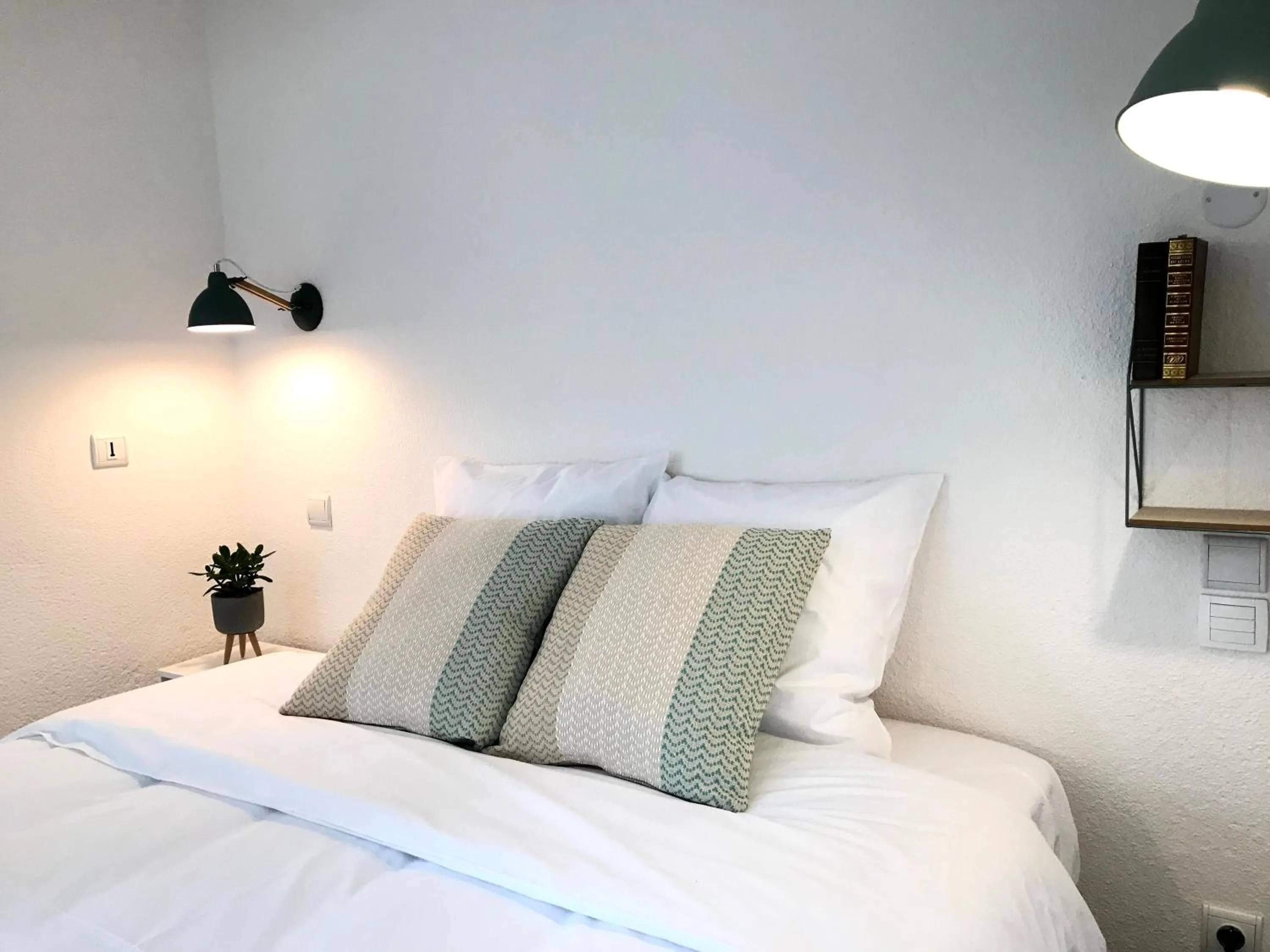 Bed in HOSTELLERIE DES BICHONNIERES