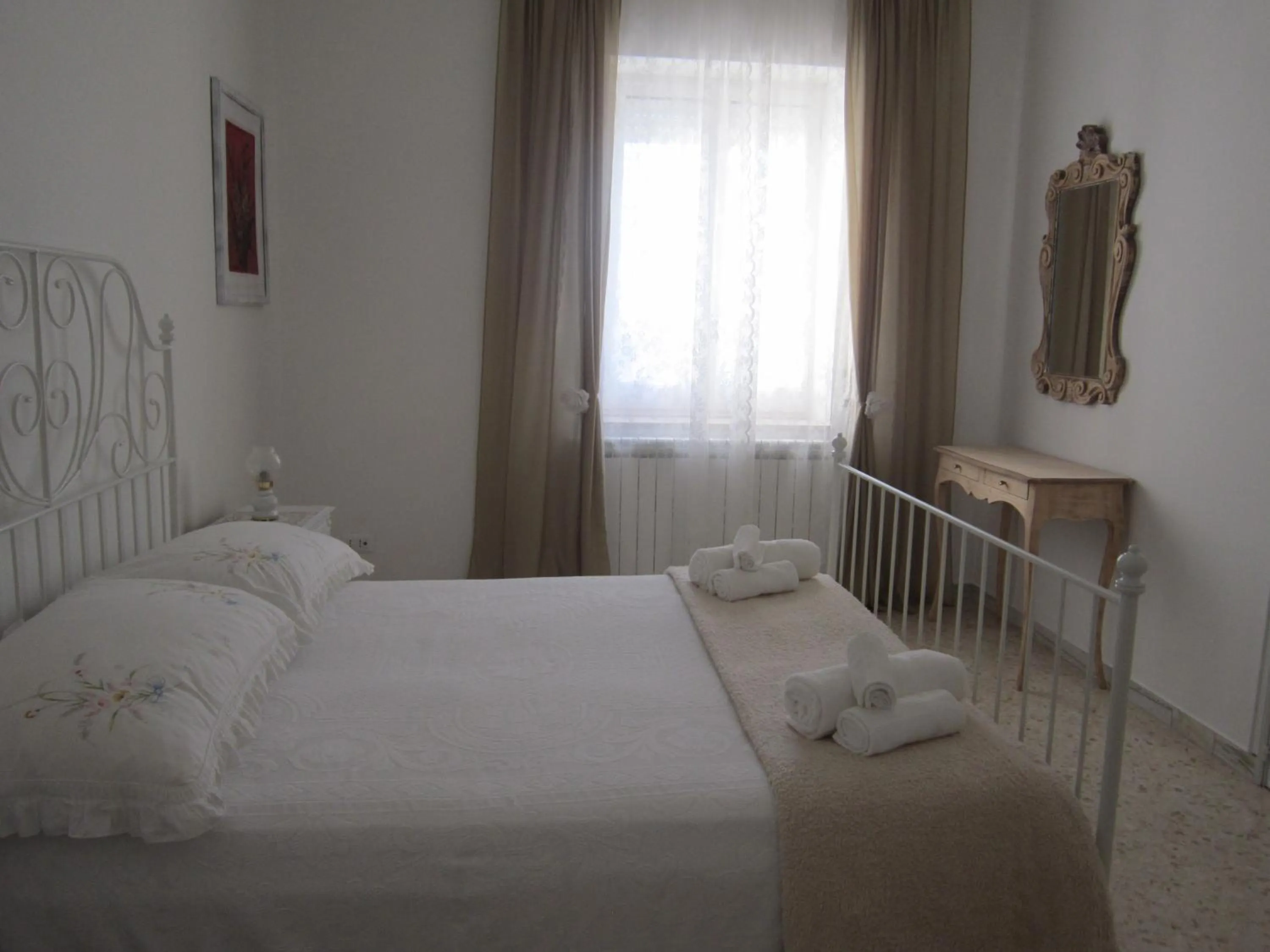 Bedroom, Bed in Welcome to Alberobello