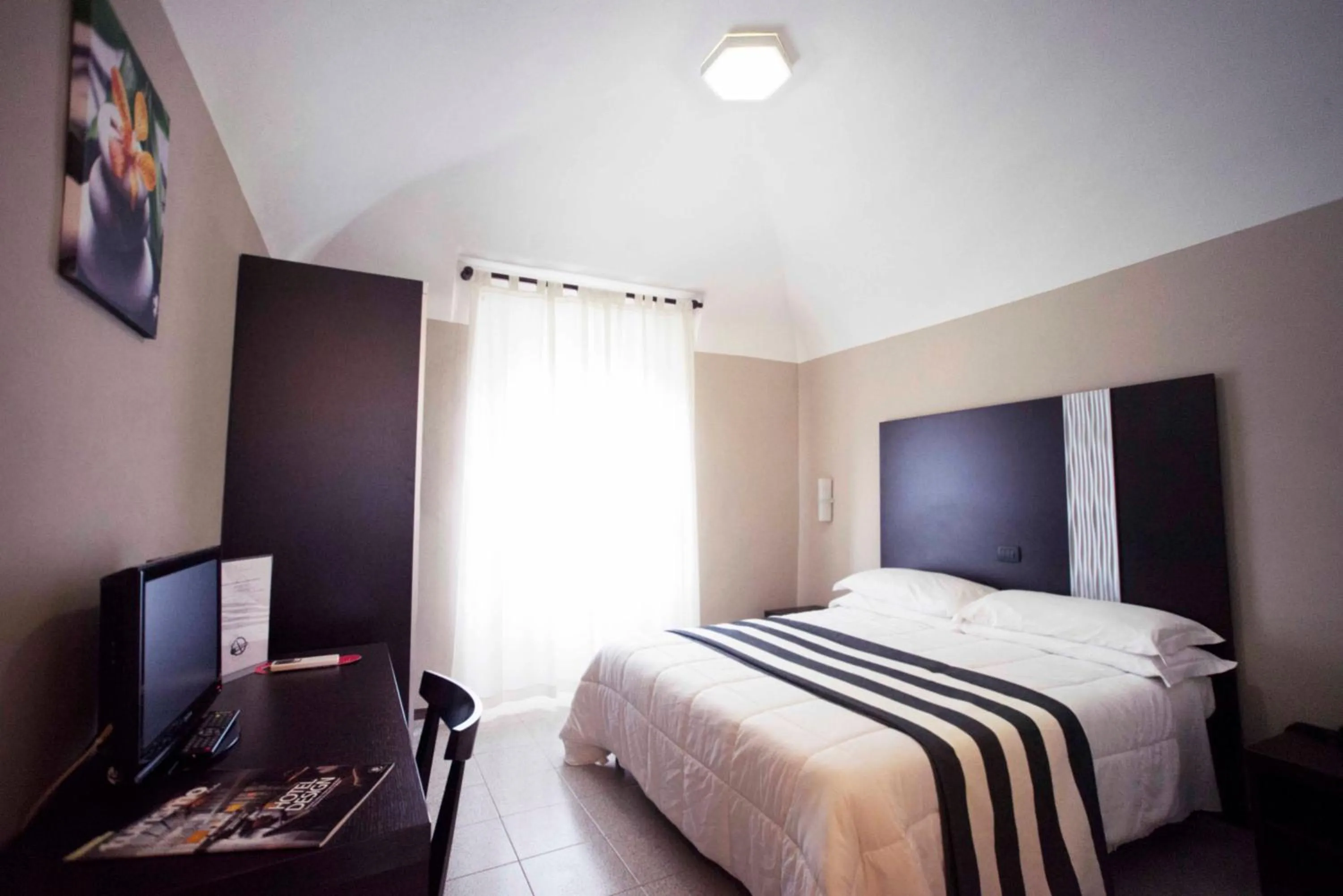 Photo of the whole room, Bed in Hotel Principe