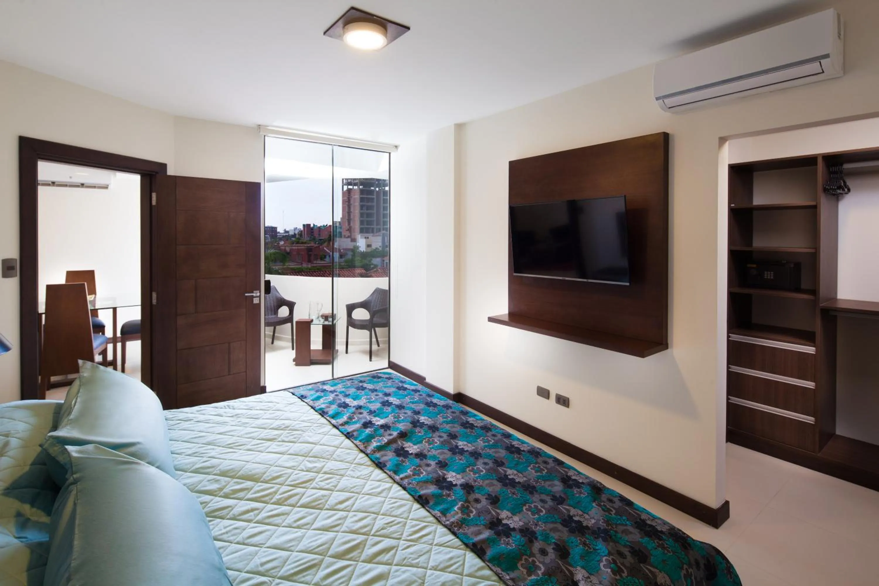 Bedroom, Bed in Mai Suites Apart Hotel