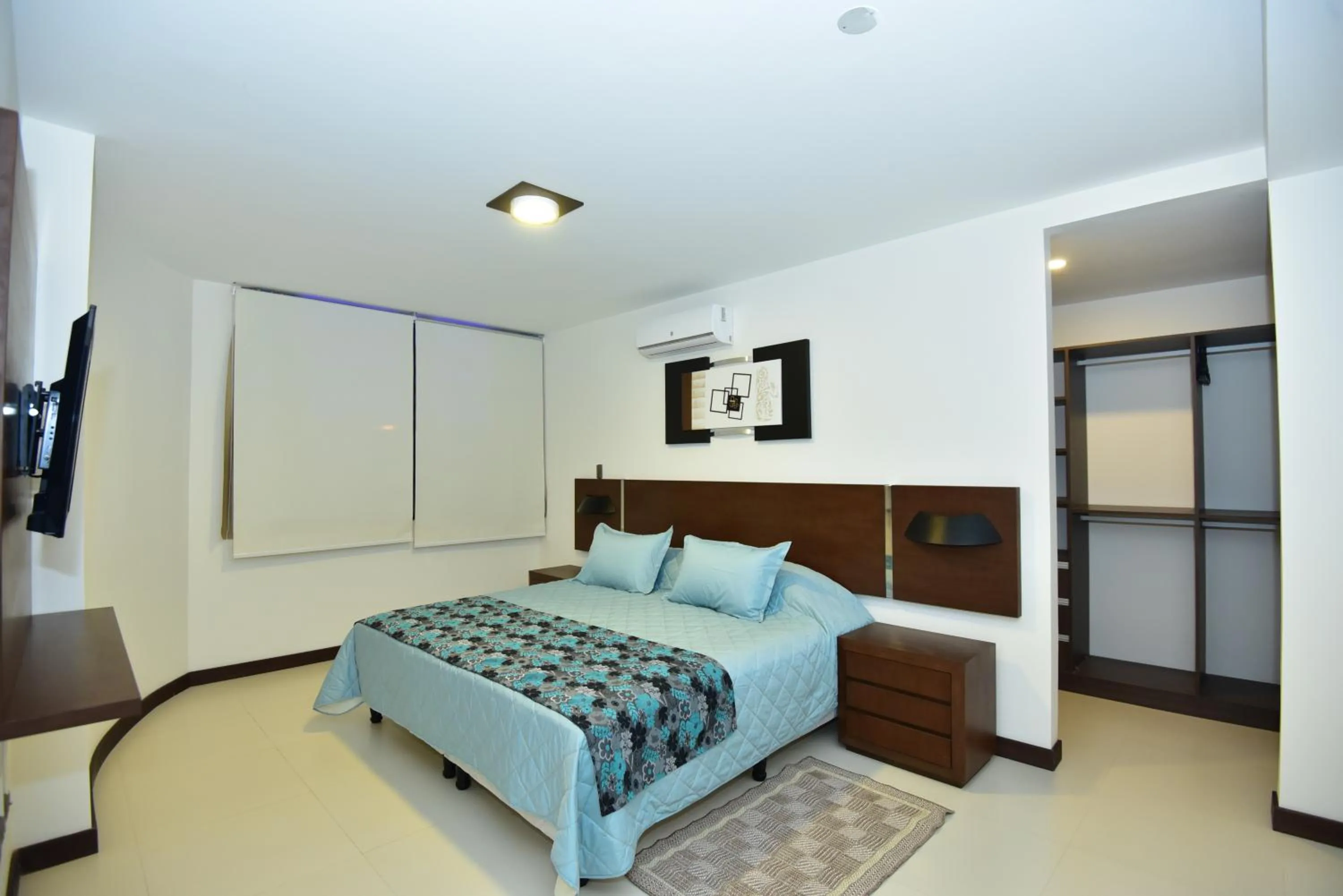 Bedroom, Bed in Mai Suites Apart Hotel