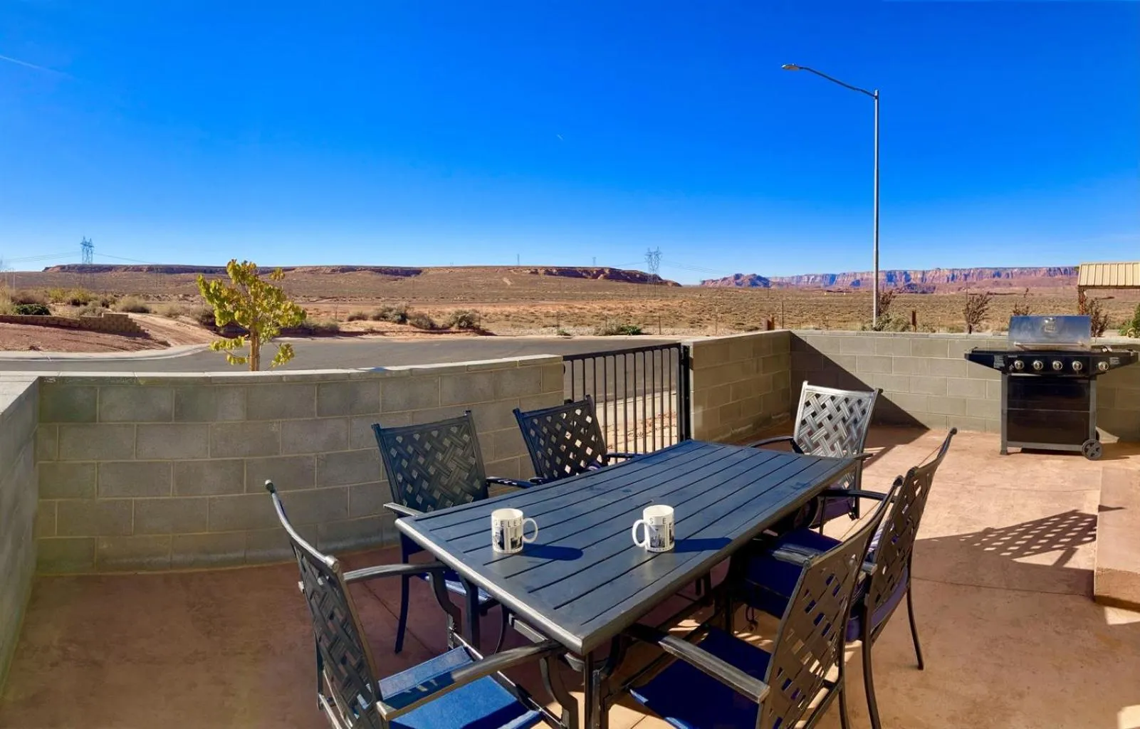 Local VIEW Pet Friendly BOAT Parking Close to Antelope Canyon HorseshoeBend