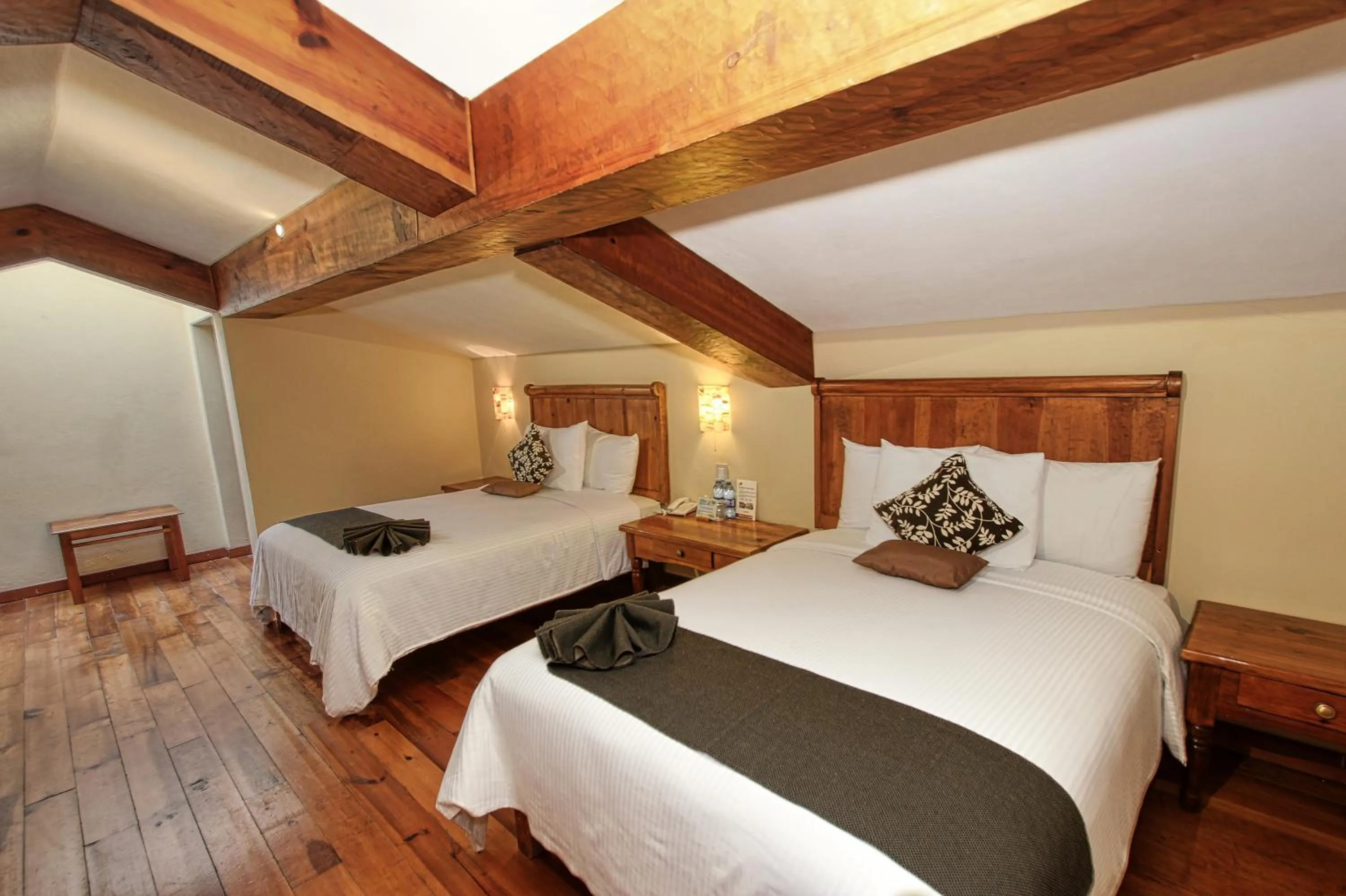 Bedroom, Bed in Hotel San Marcos