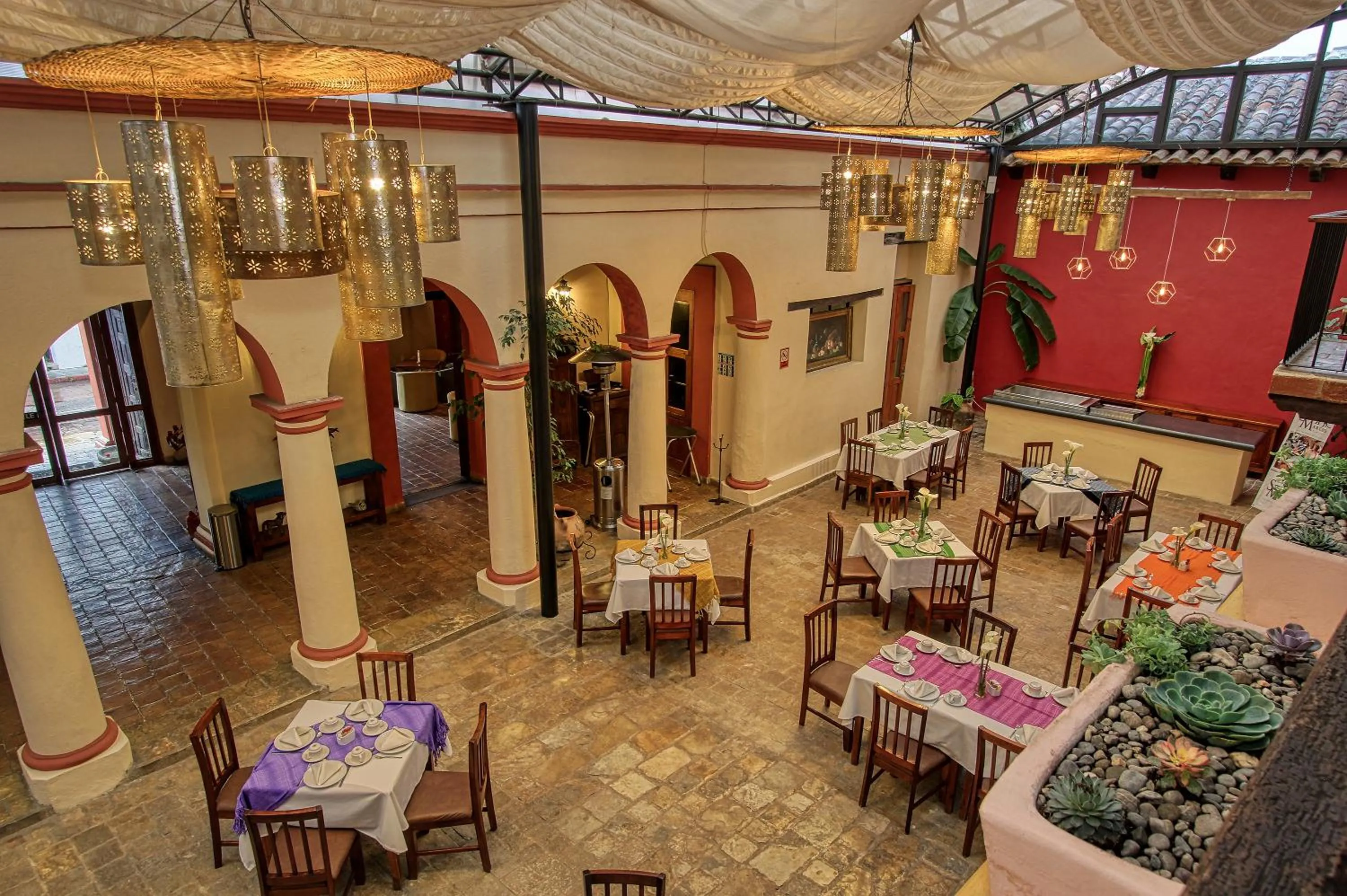 Restaurant/places to eat in Hotel San Marcos