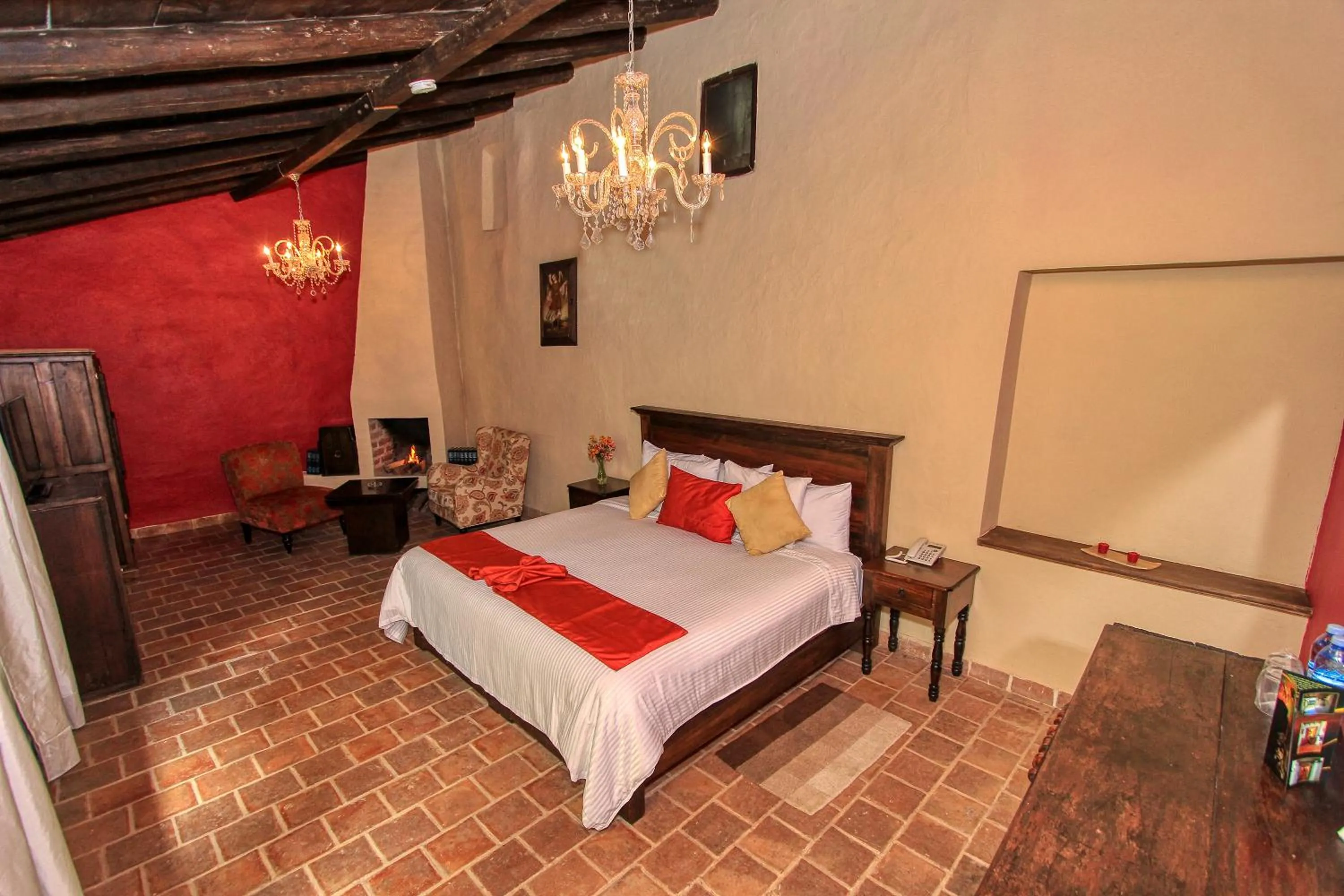 Photo of the whole room, Bed in Hotel San Marcos