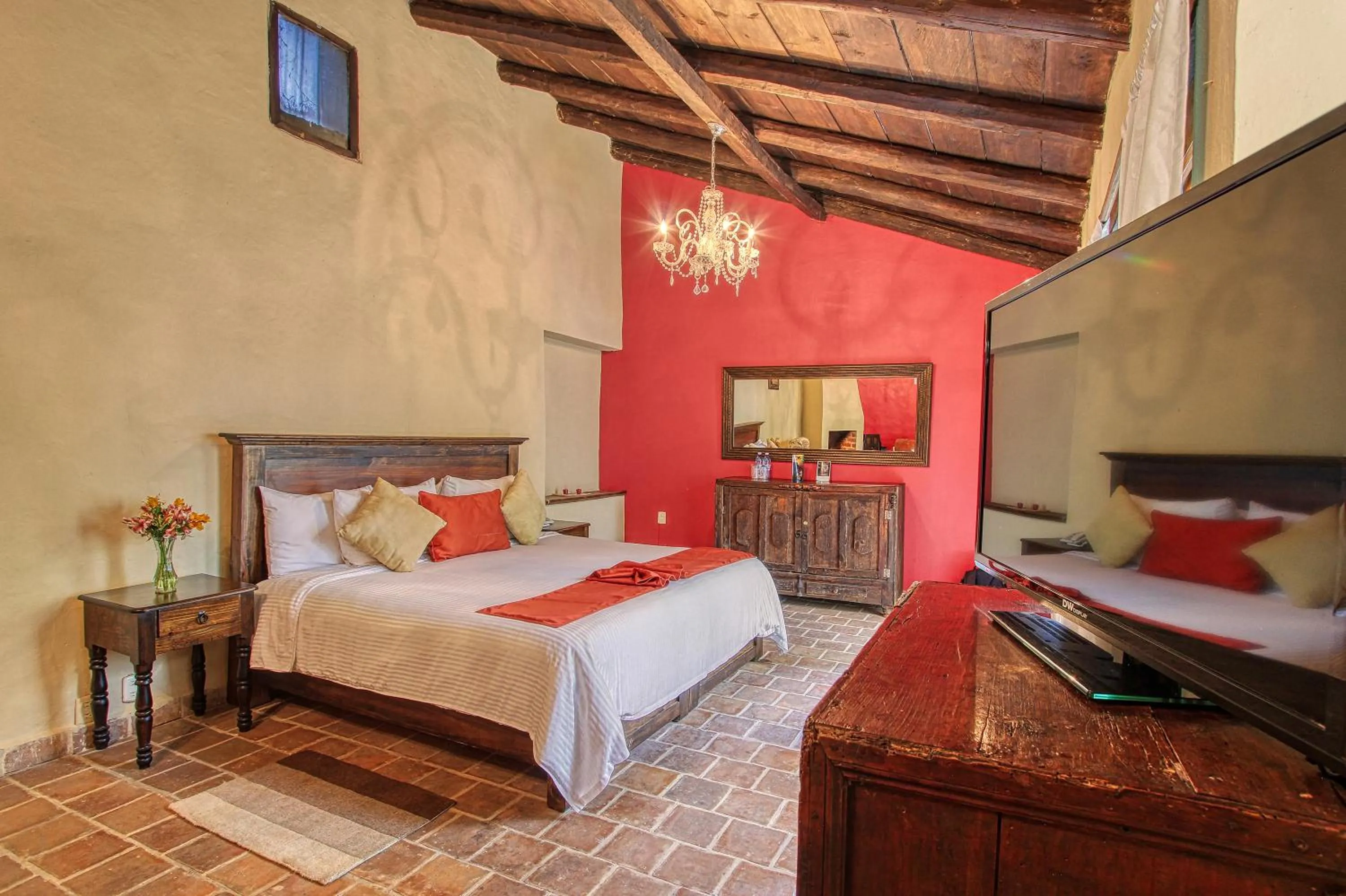 Bedroom, Bed in Hotel San Marcos