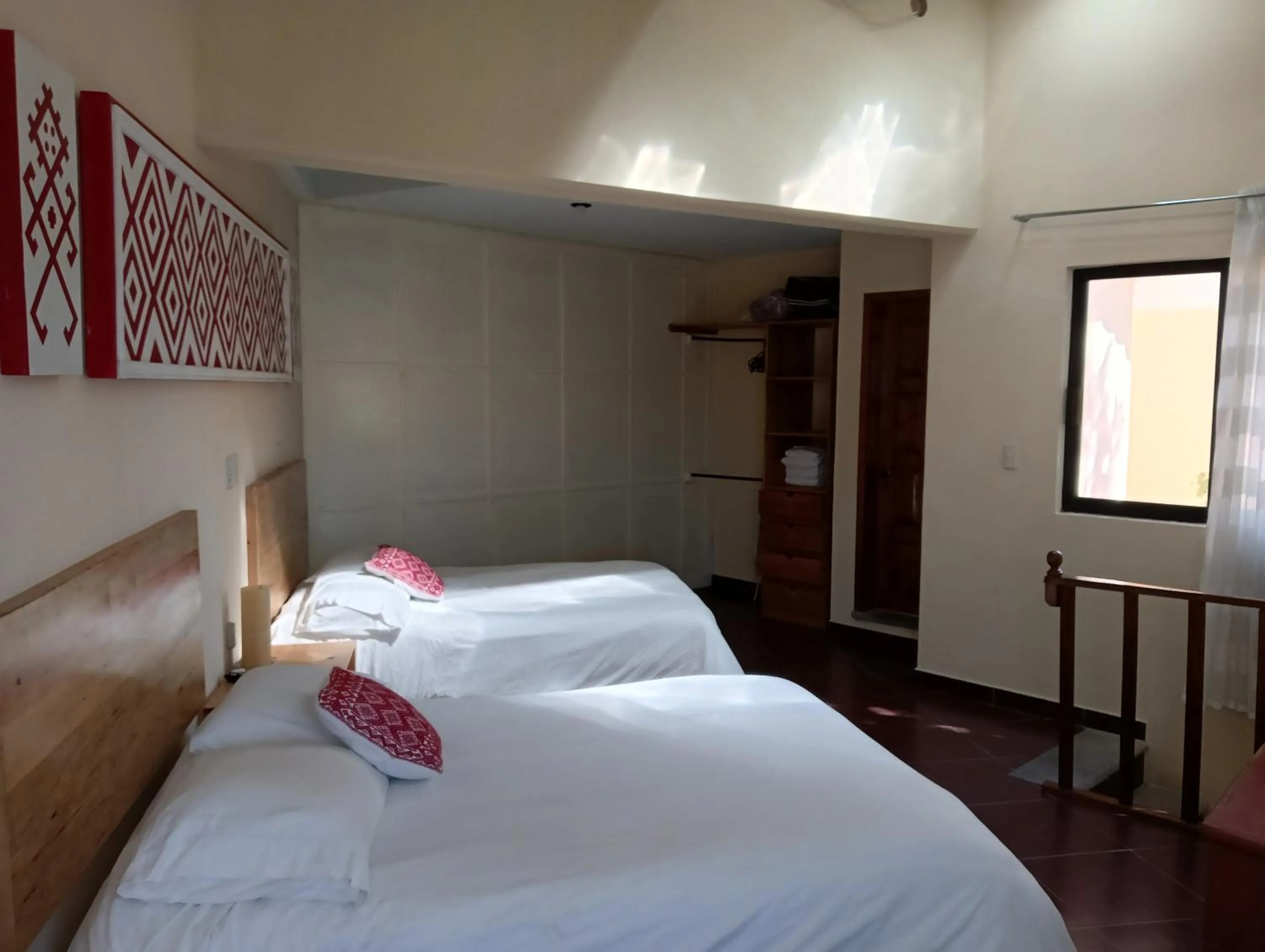 Photo of the whole room, Bed in J&K Suite