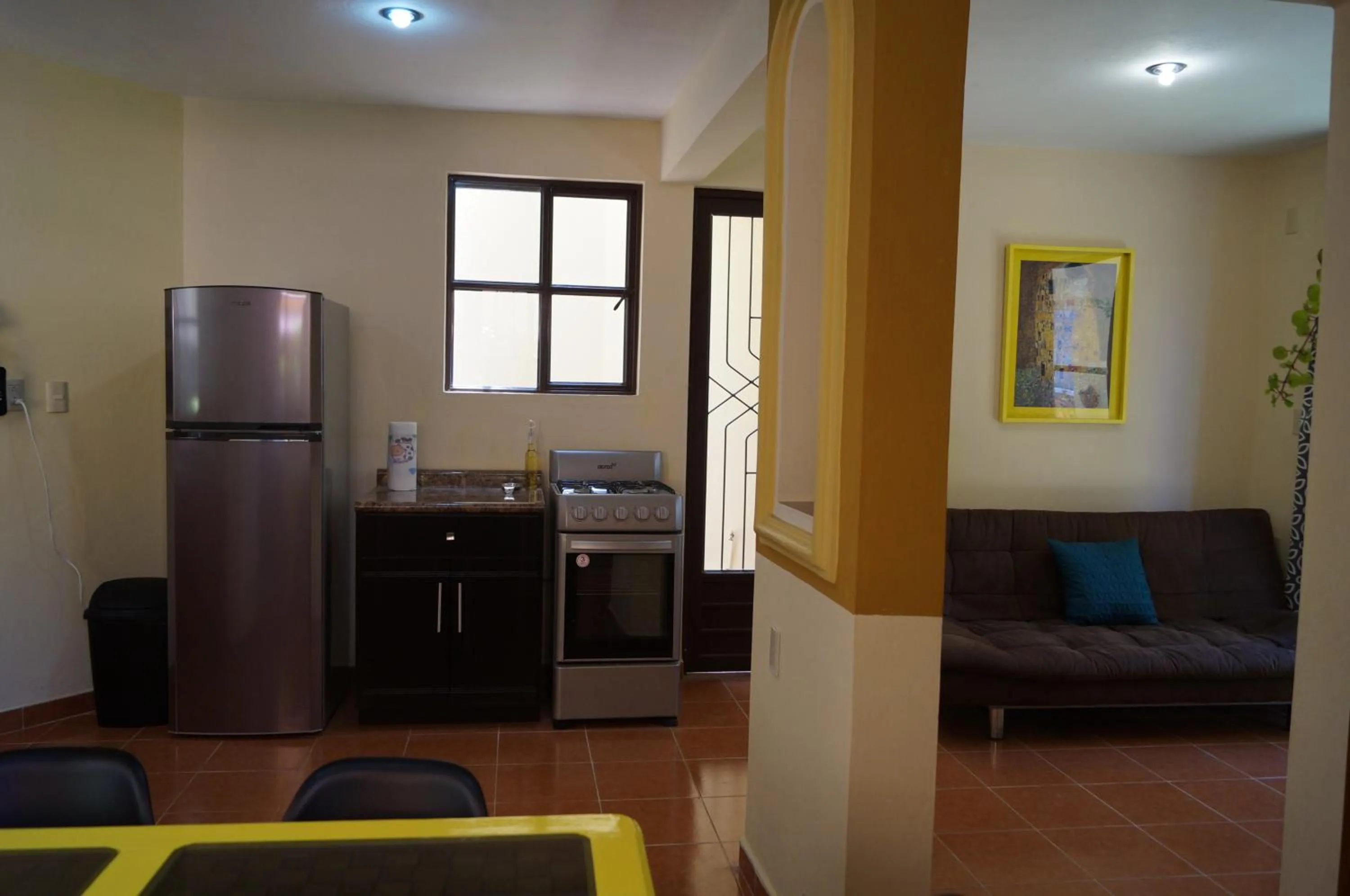 Kitchen or kitchenette in J&K Suite