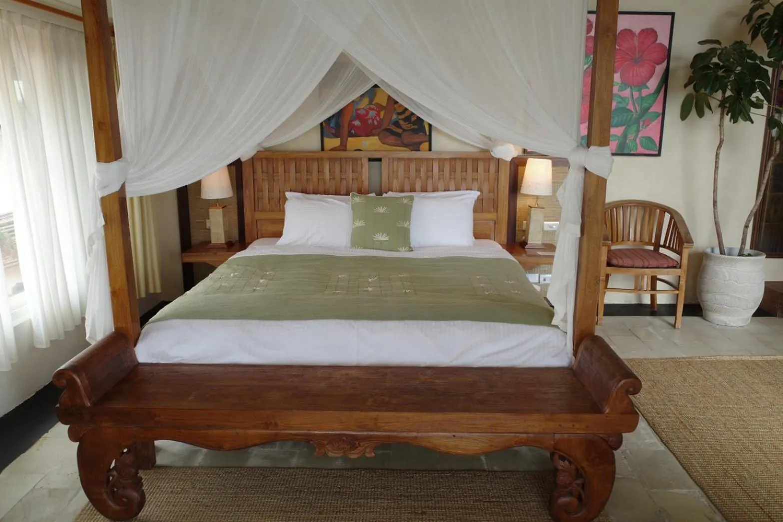 Bed in Red Garden Resort